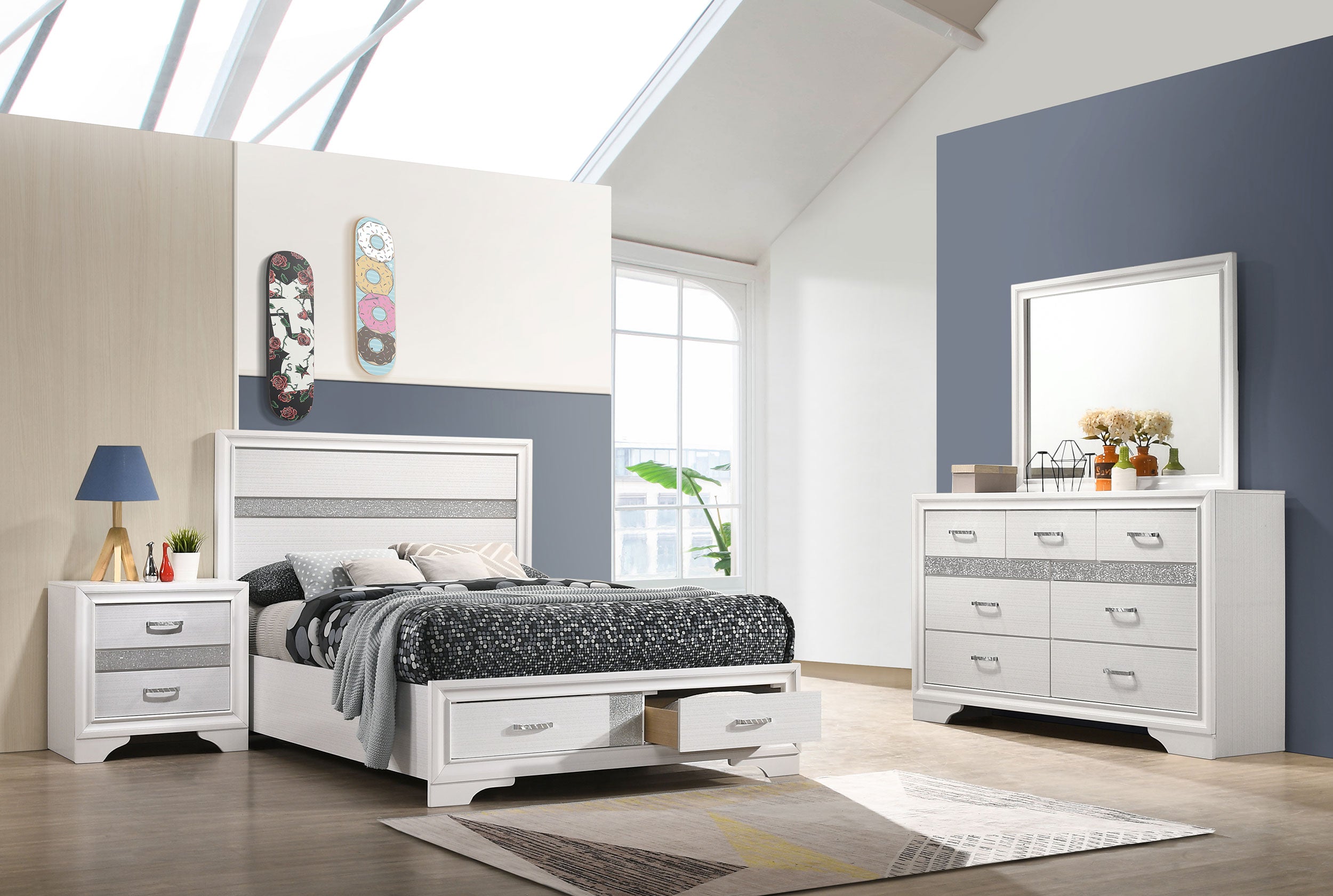 Dar Furniture - Coaster - Miranda 4-piece Full Bedroom Set White - 205111F-S4