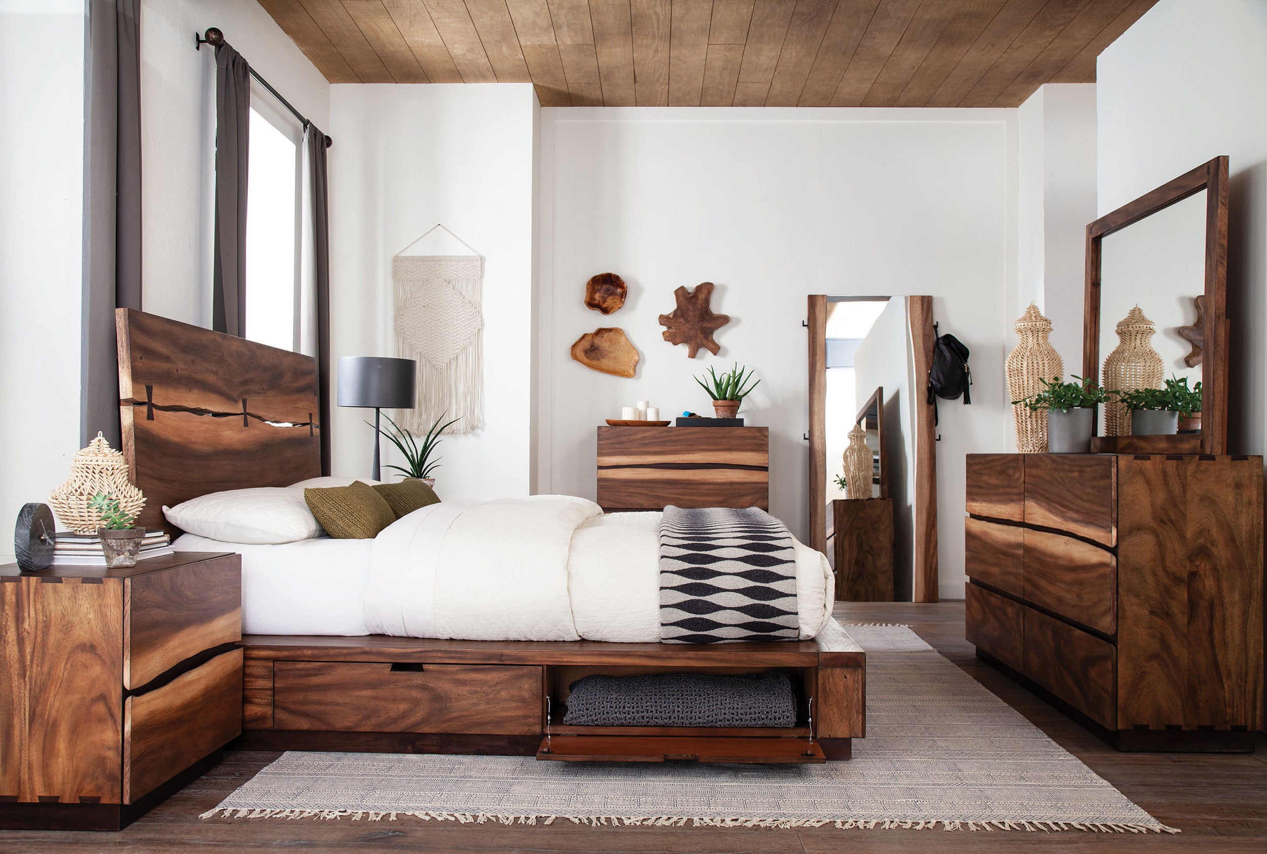 Dar Furniture - Coaster - Winslow 5-piece Queen Bedroom Set Smokey Walnut - 223250SQ-S5