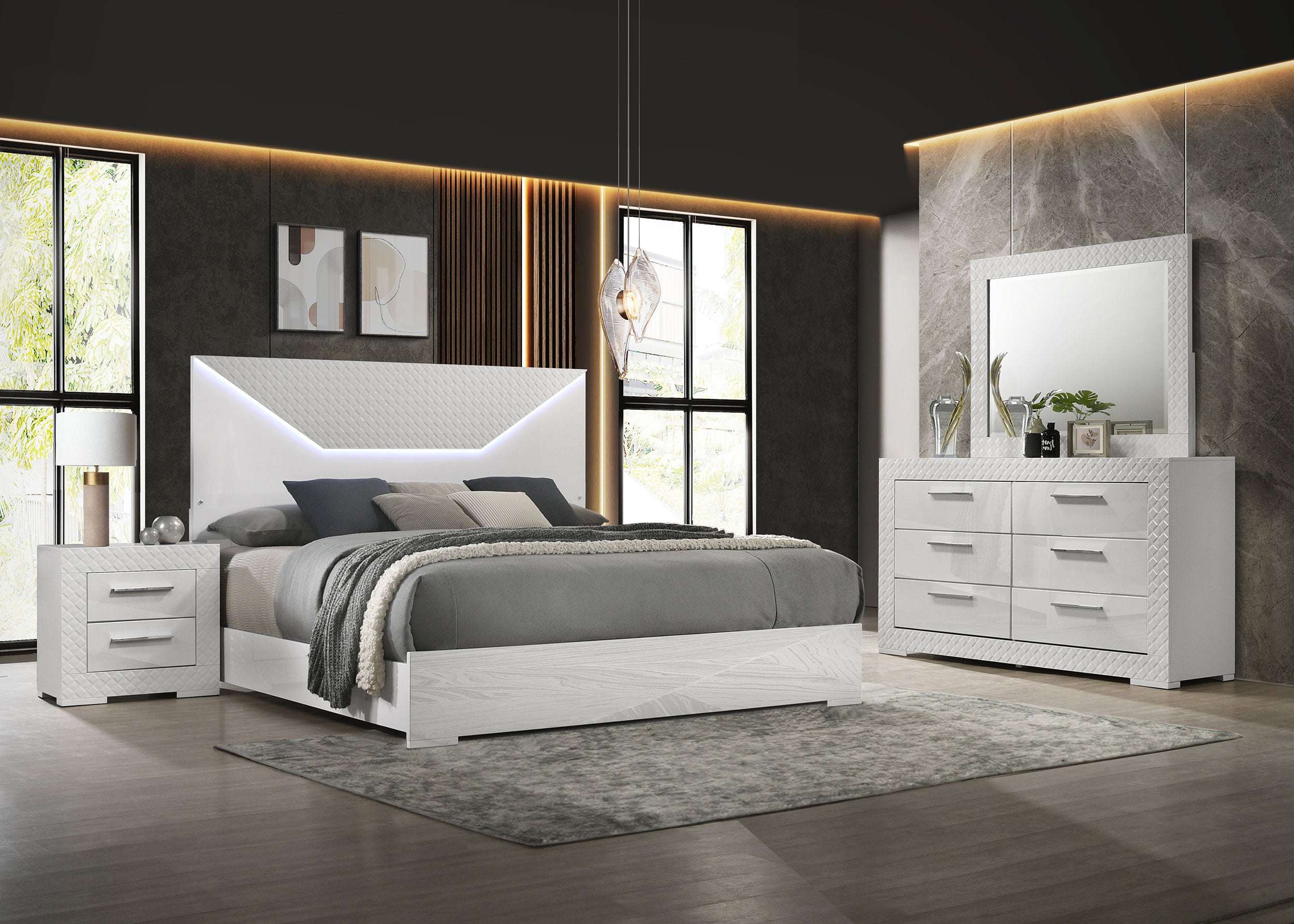 Dar Furniture - Coaster - Ives 4-piece Queen Bedroom Set White High Gloss - 224941Q-S4