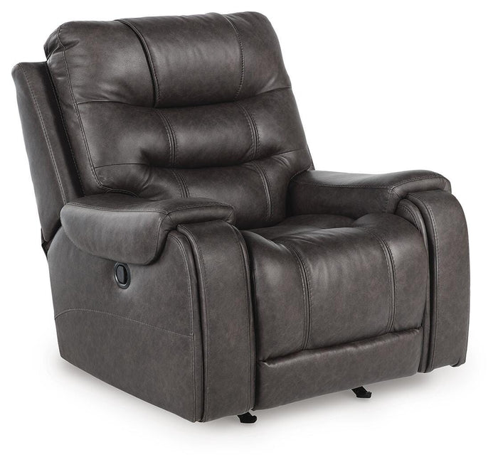Femley Recliner
