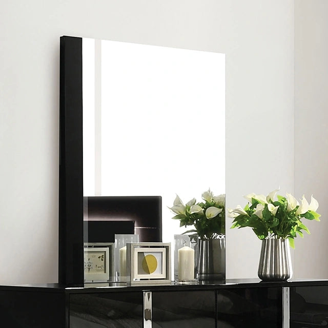 Sinistra Mirror