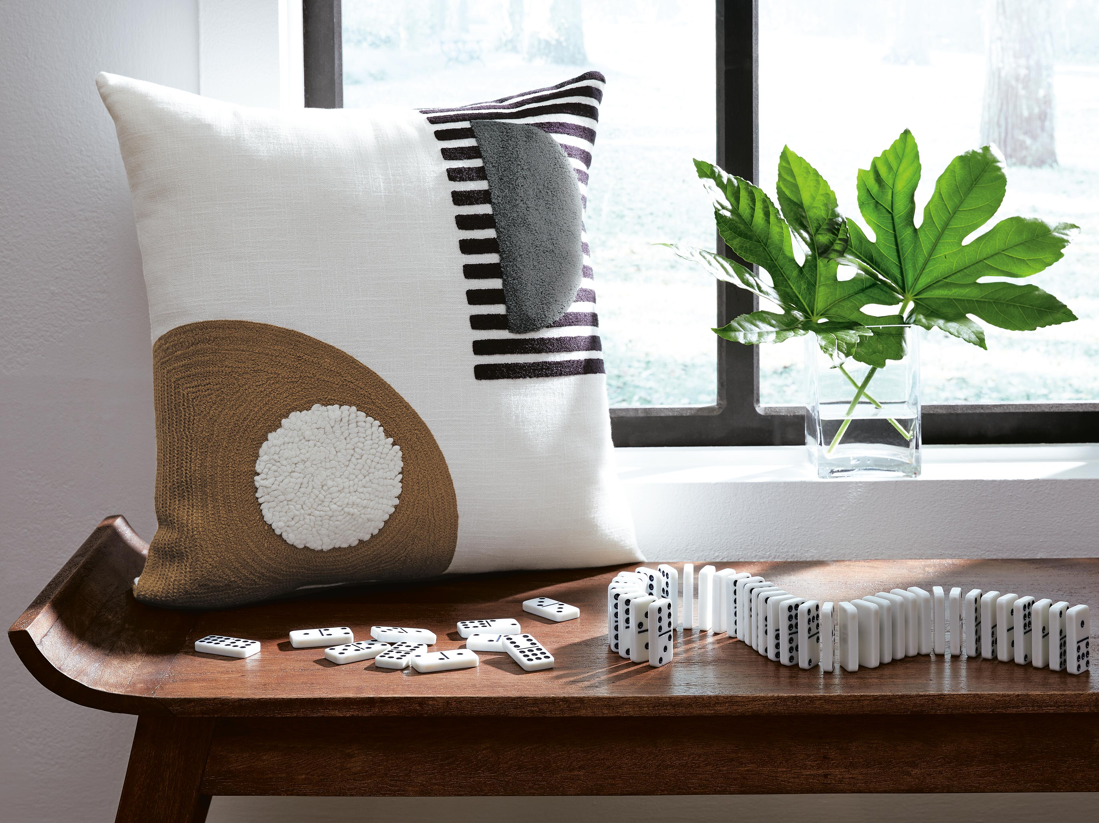Dar Furniture - Ashley Furniture - Longsum Pillow - Pillow / Black/White/Honey - A1000927P
