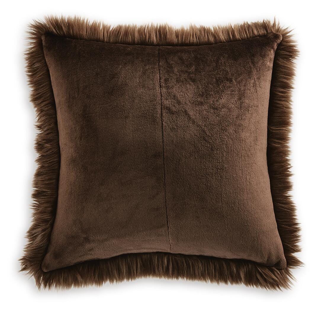 Bellethrone Pillow (Set of 4)