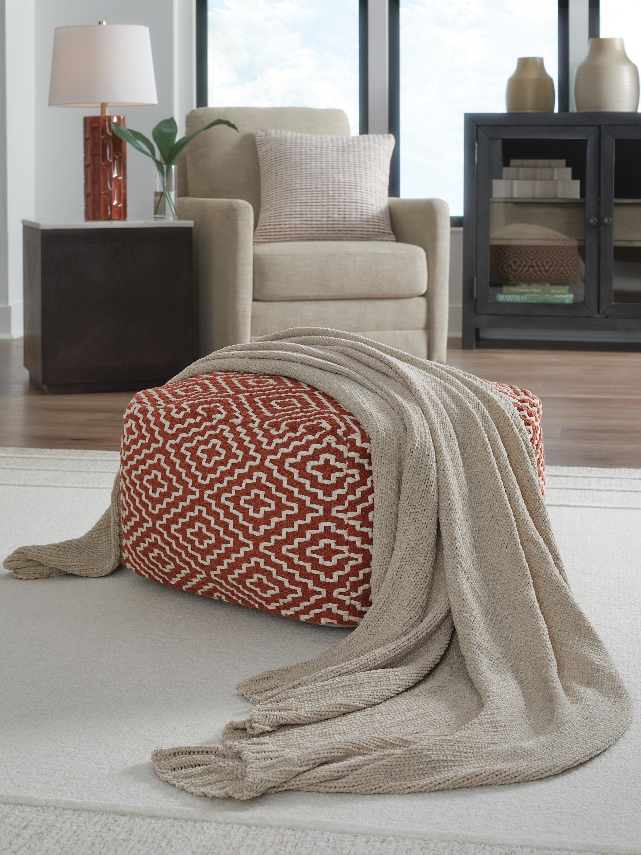 Dar Furniture - Ashley Furniture - Anawood Throw (Set of 3) - Throw (3/CS) / Oatmeal - A1001096