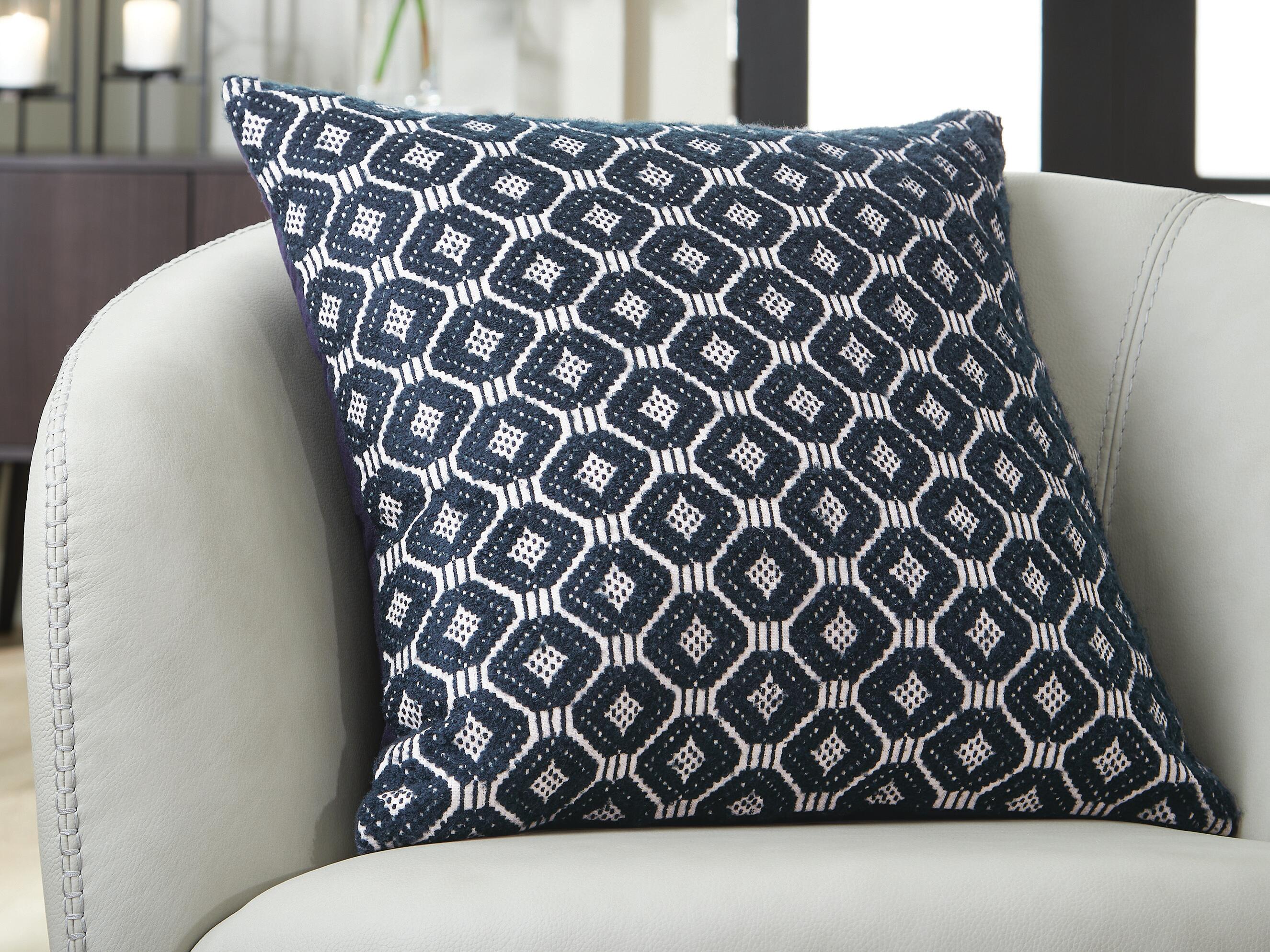 Dar Furniture - Ashley Furniture - Abra Pillow (Set of 4) - Pillow (4/CS) / Black/Ivory - A1001109