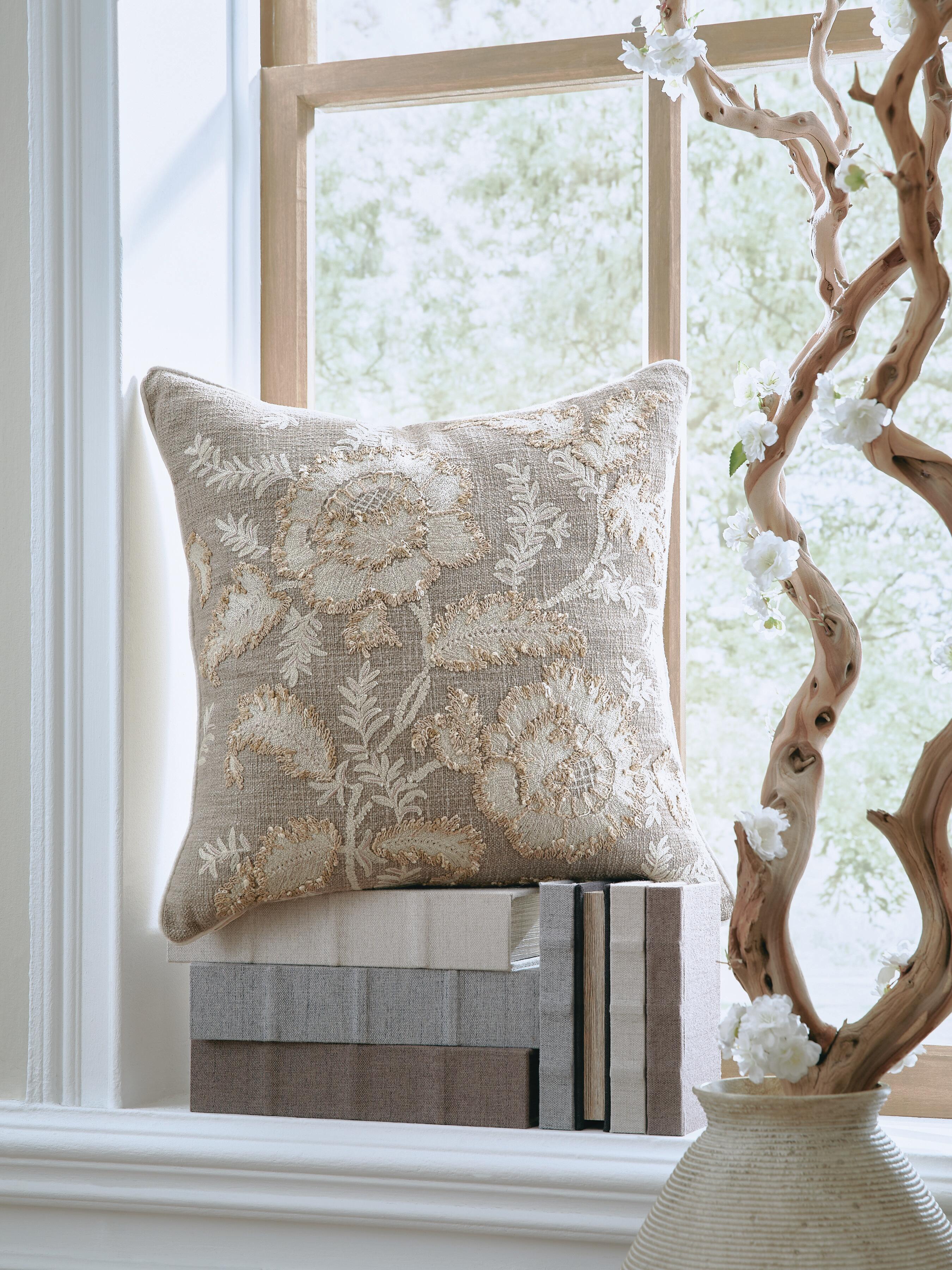 Dar Furniture - Ashley Furniture - Viveka Pillow (Set of 4) - Pillow (4/CS) / Brown/Beige - A1001146