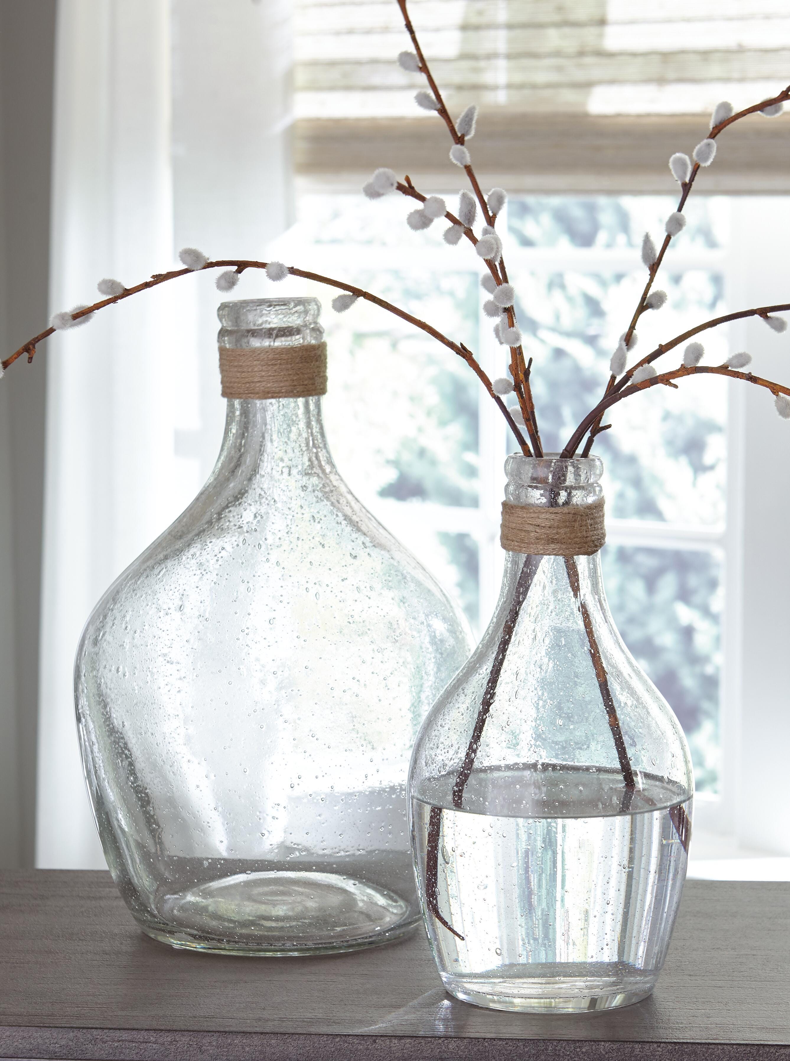 Dar Furniture - Ashley Furniture - Marcin Vase (Set of 2) - Vase Set (Set of 2) / Clear - A2000246