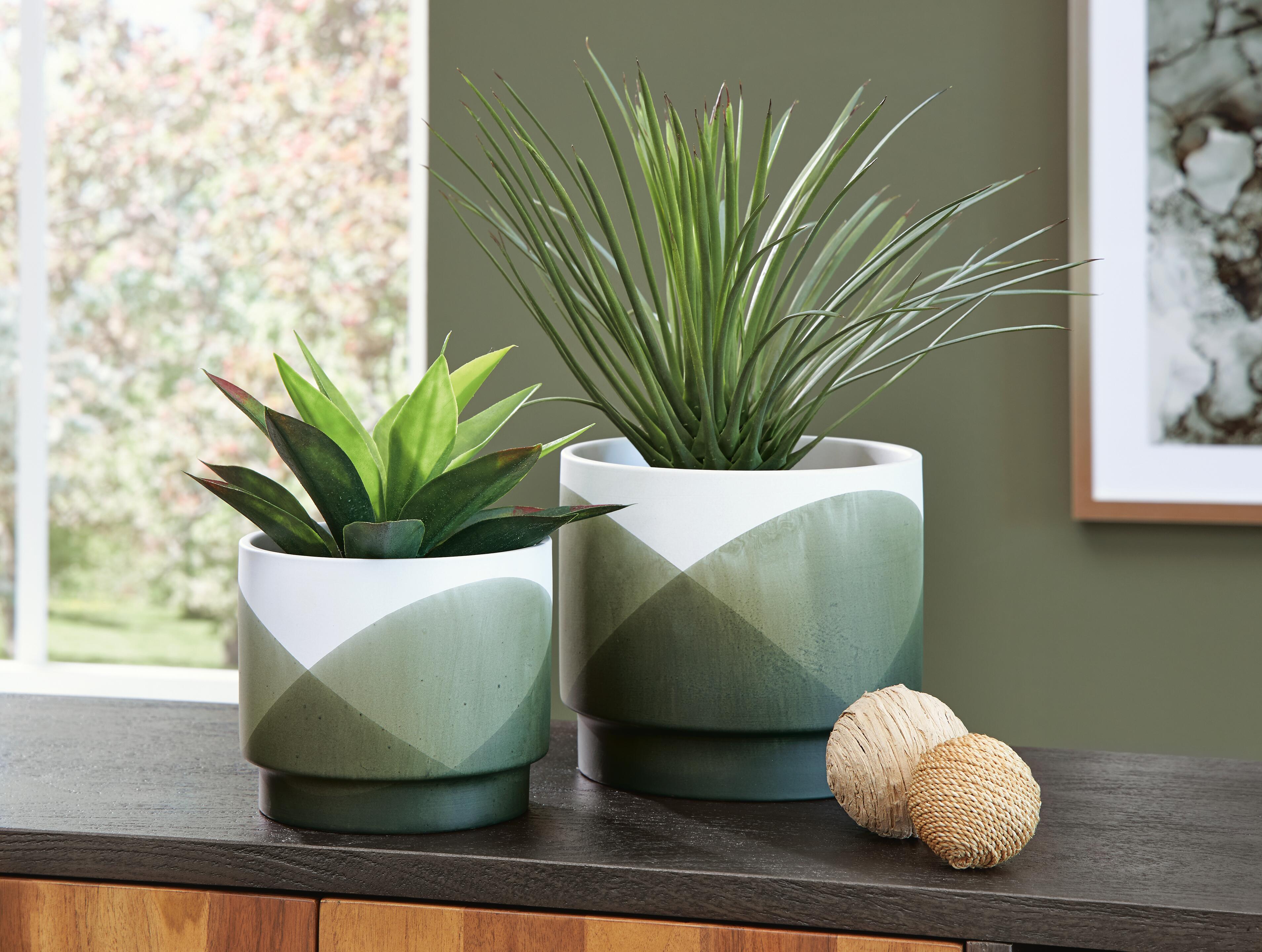 Dar Furniture - Ashley Furniture - Ardenridge Planter (Set of 2) - Planter Set (Set of 2) / Green/White - A2000579