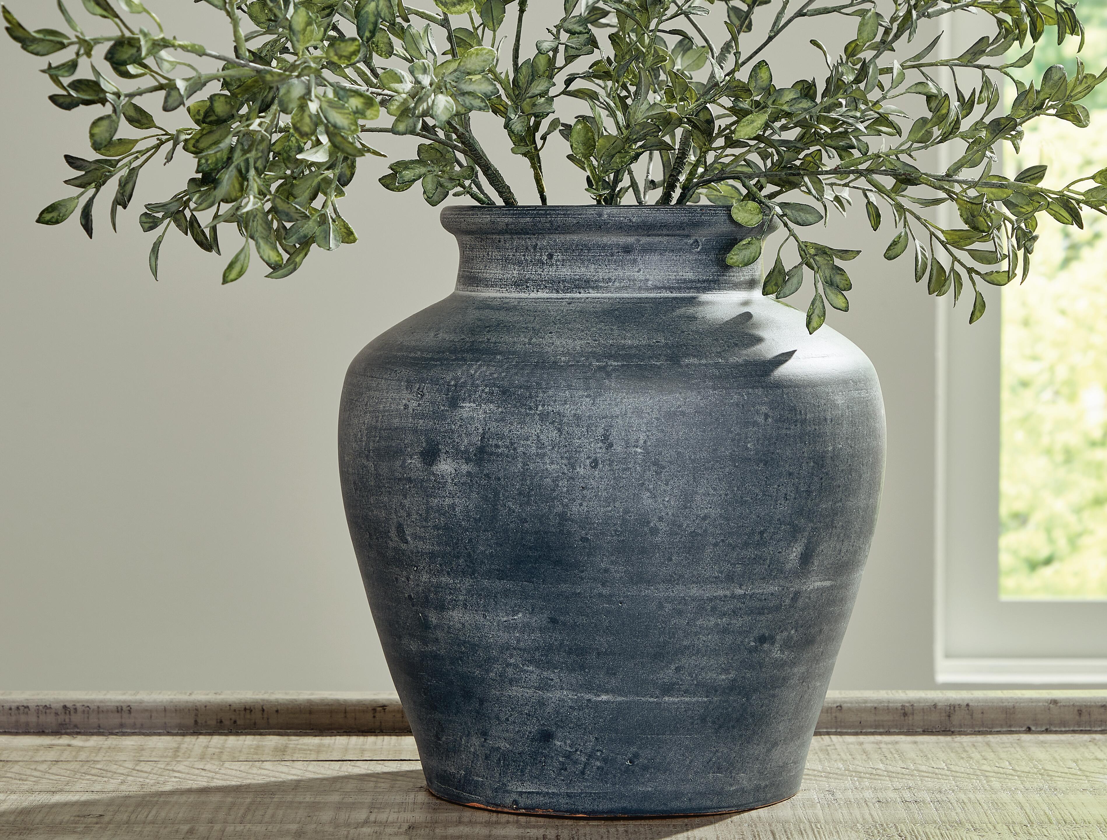 Dar Furniture - Ashley Furniture - Meadie Vase - Vase / Distressed Blue - A2000629