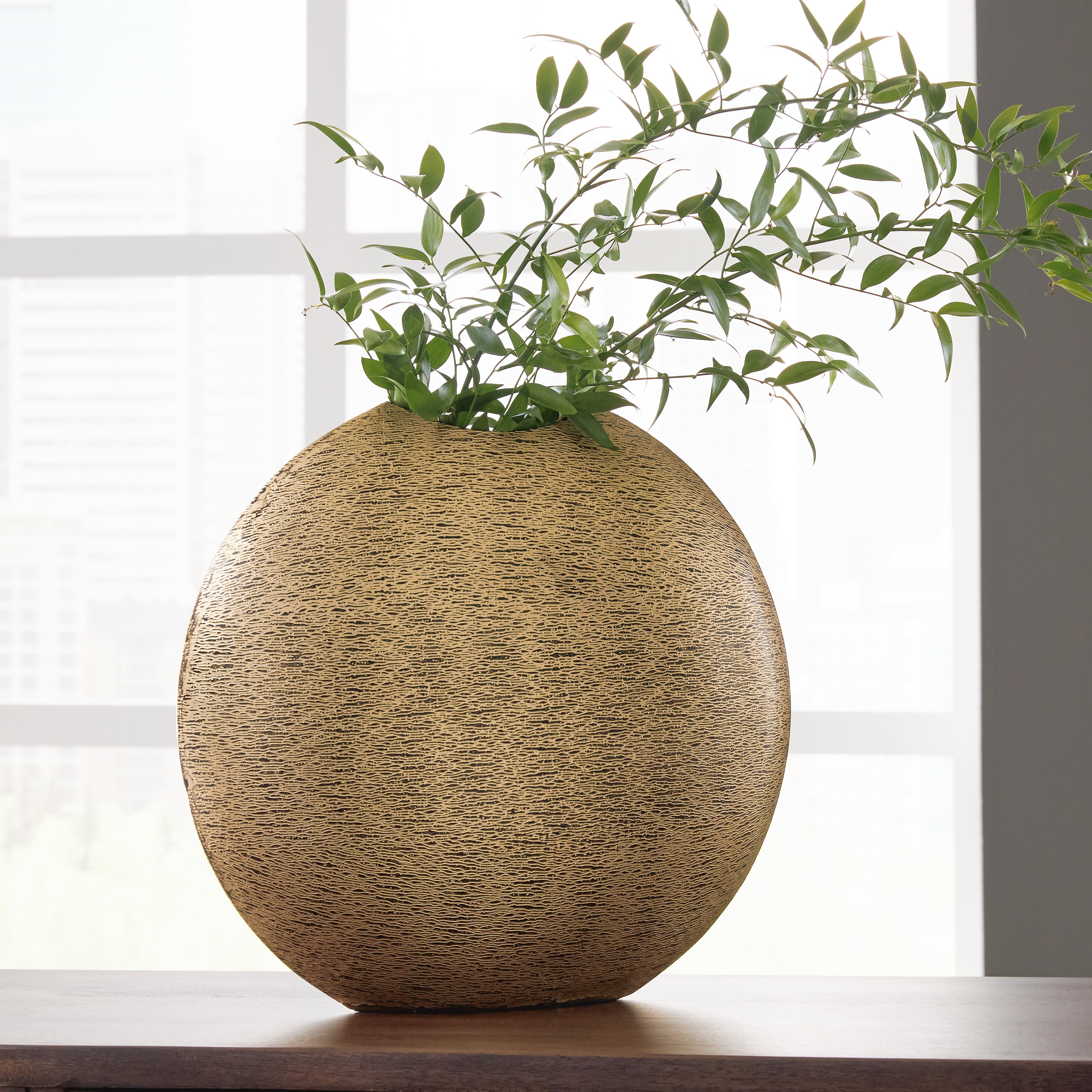 Dar Furniture - Ashley Furniture - Iansboro Vase - Vase / Antique Gold Finish - A2000697