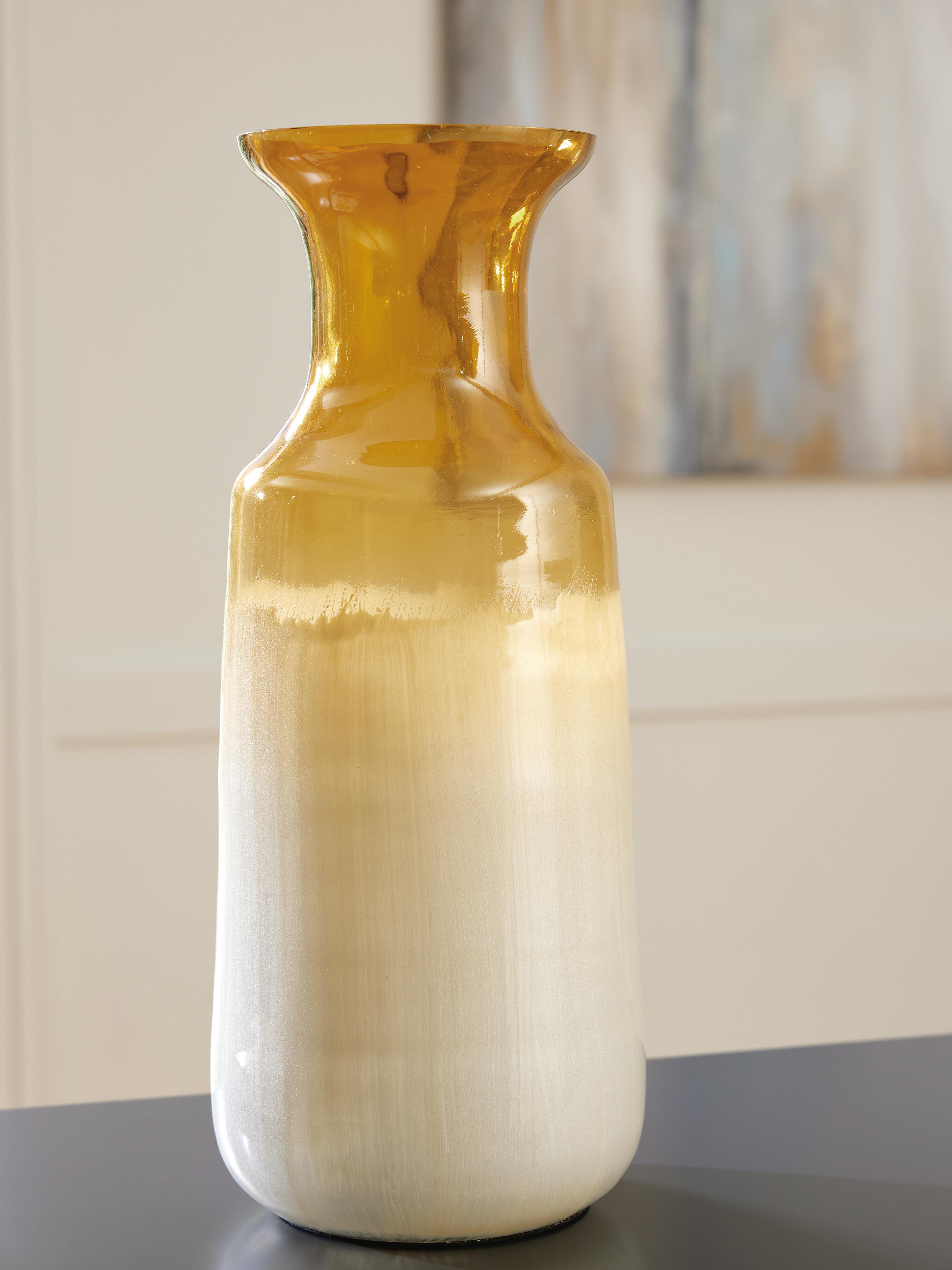 Dar Furniture - Ashley Furniture - Wynburg Vase - Vase / White/Amber - A2000724