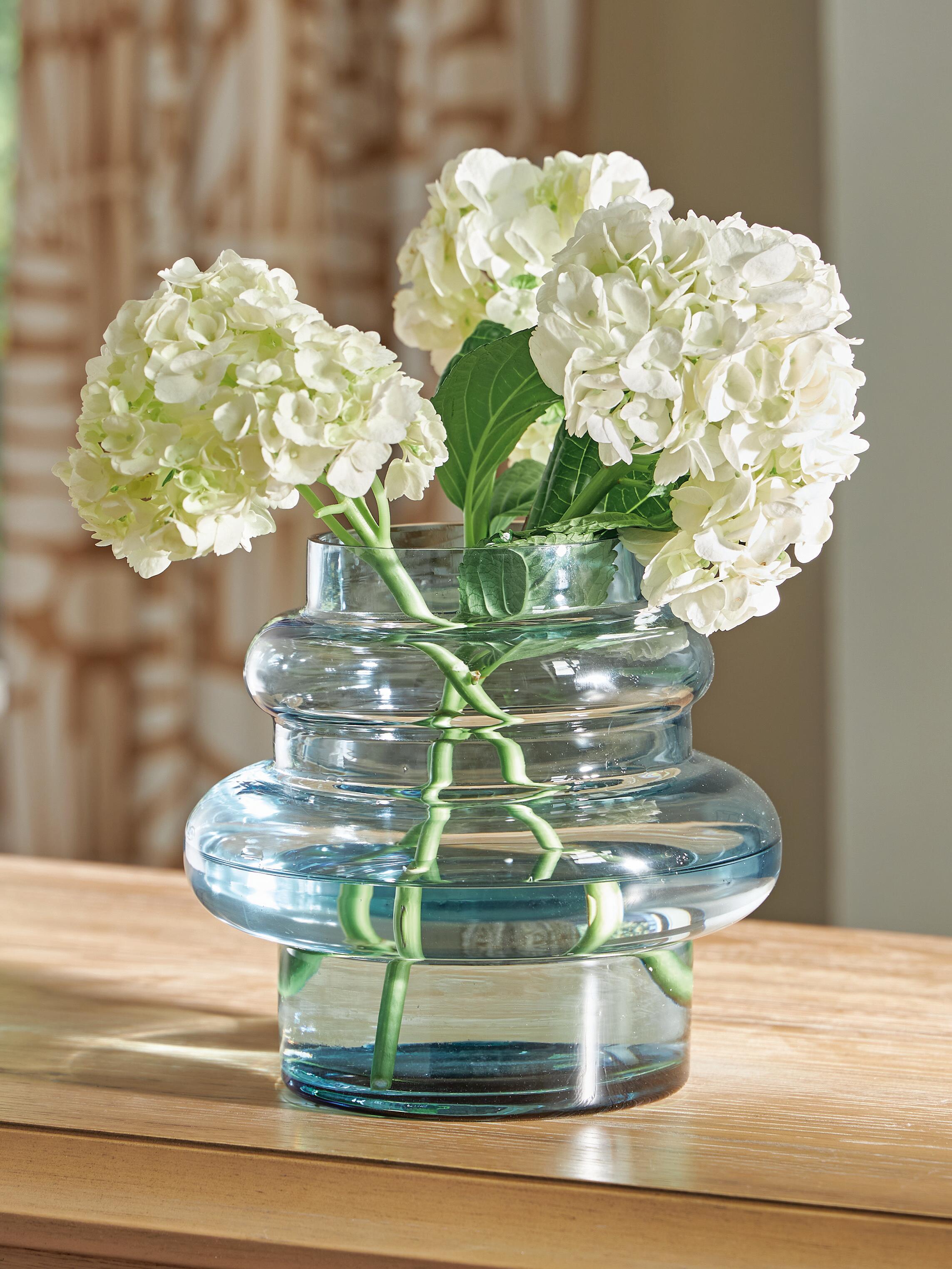 Dar Furniture - Ashley Furniture - Vallmen Vase - Vase / Blue - A2000799