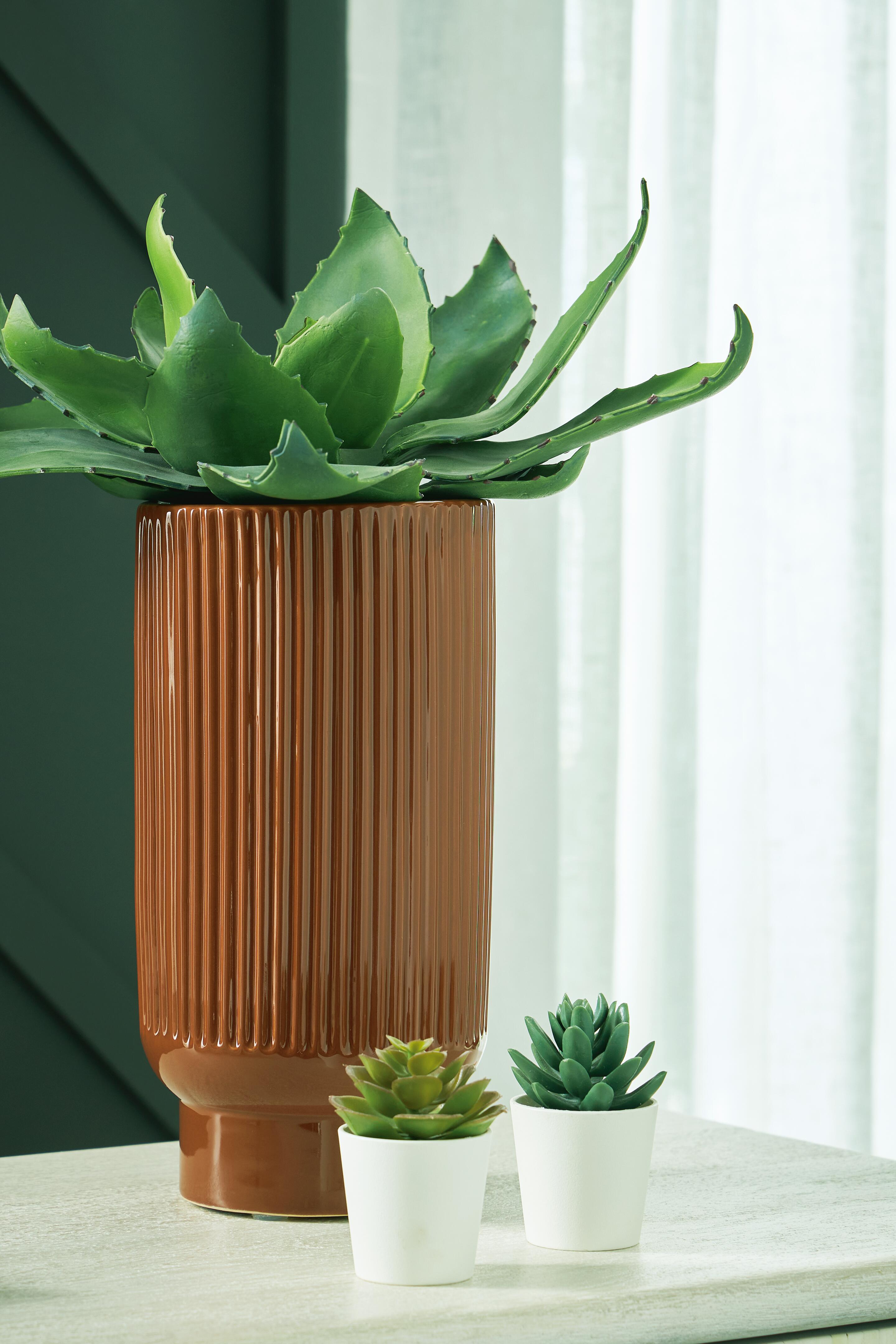 Dar Furniture - Ashley Furniture - Avalyah Vase (Set of 2) - Vase (2/CS) / Burnt Umber - A2900022