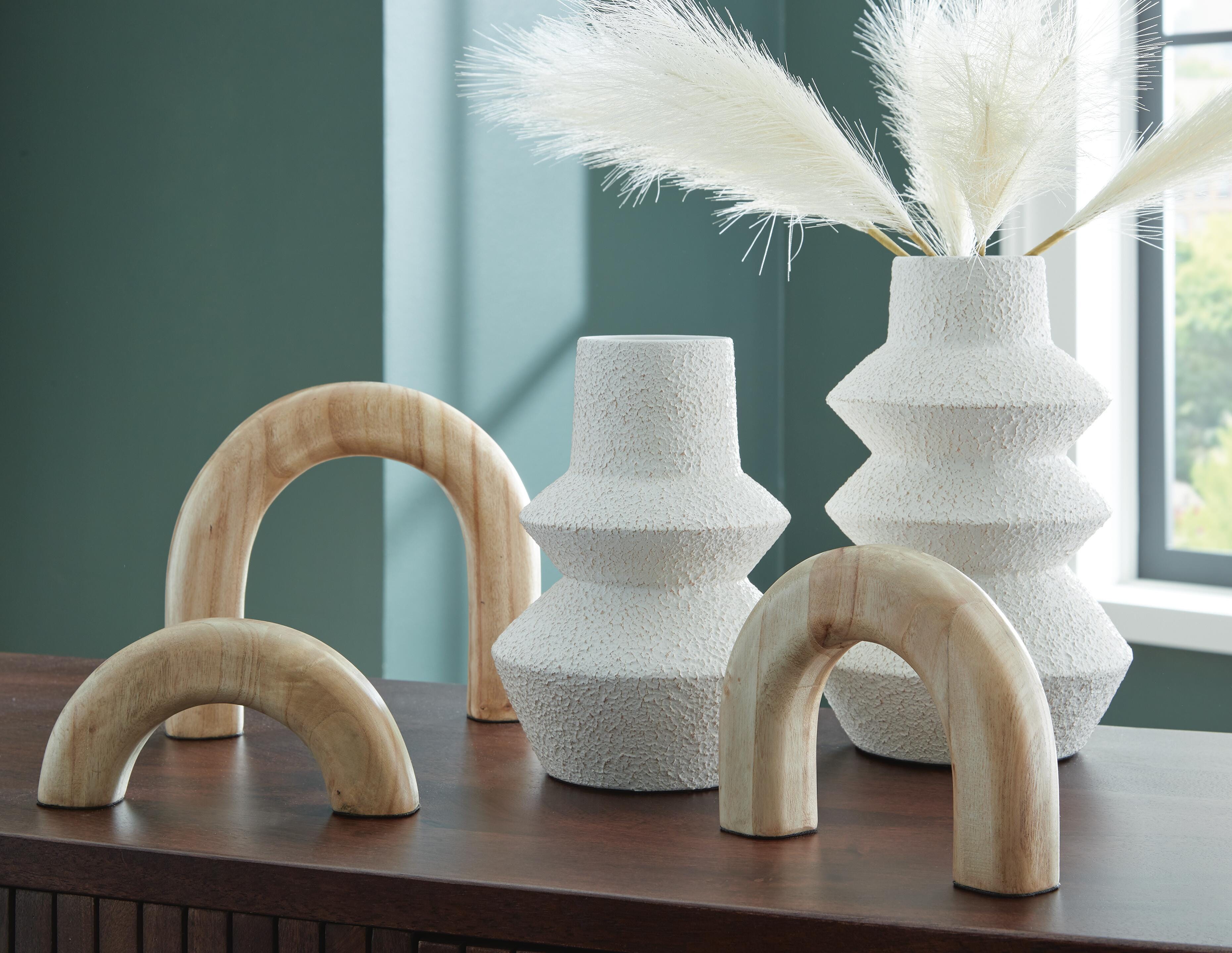 Dar Furniture - Ashley Furniture - Maddwarth Accessory Set (Set of 5) - Accessory Set (5/CN) / White/Natural Brown - A2C00214