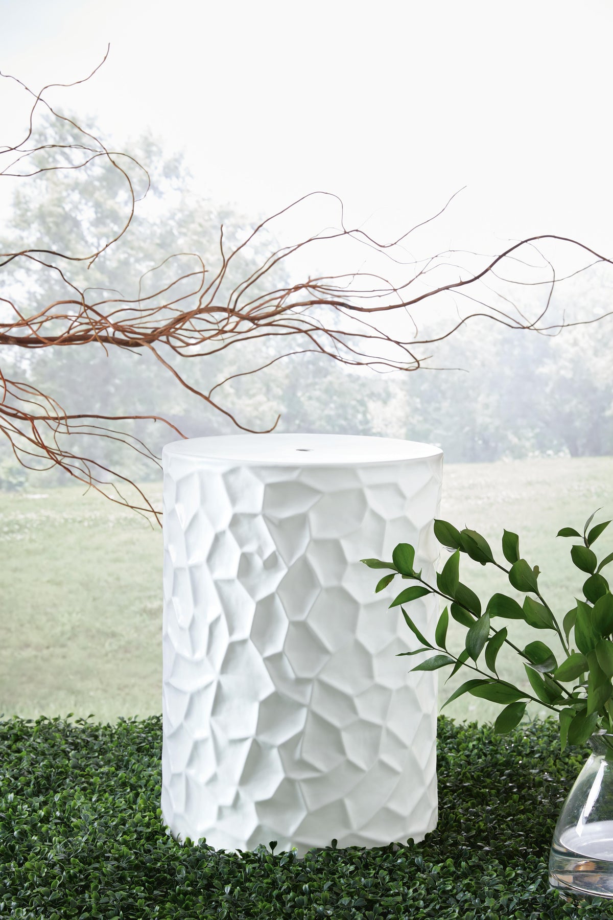 Dar Furniture - Ashley Furniture - Jungrove Stool - Stool / White - A3000633