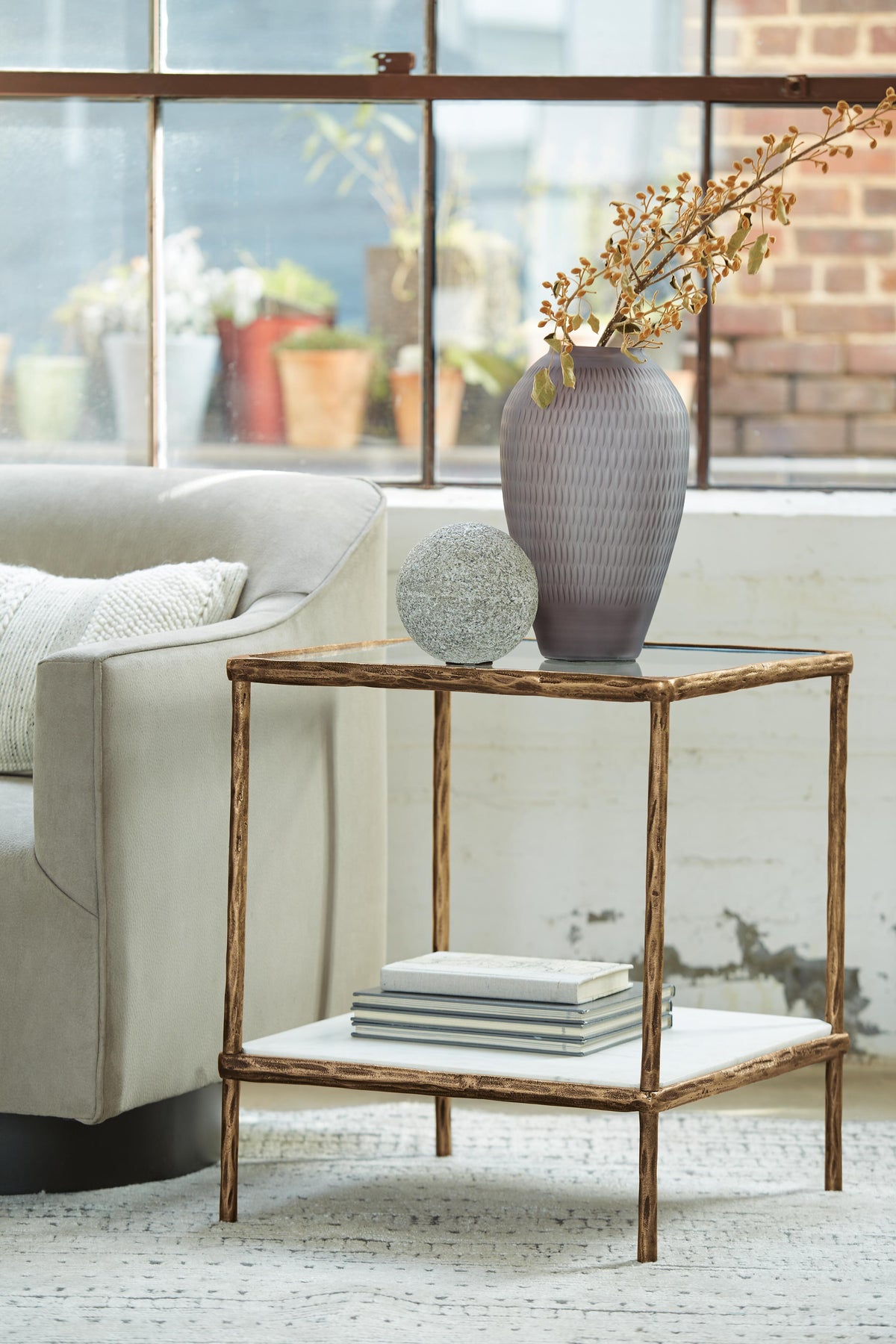 Dar Furniture - Ashley Furniture - Ryandale Accent Table - Accent Table / Antique Brass Finish - A4000442