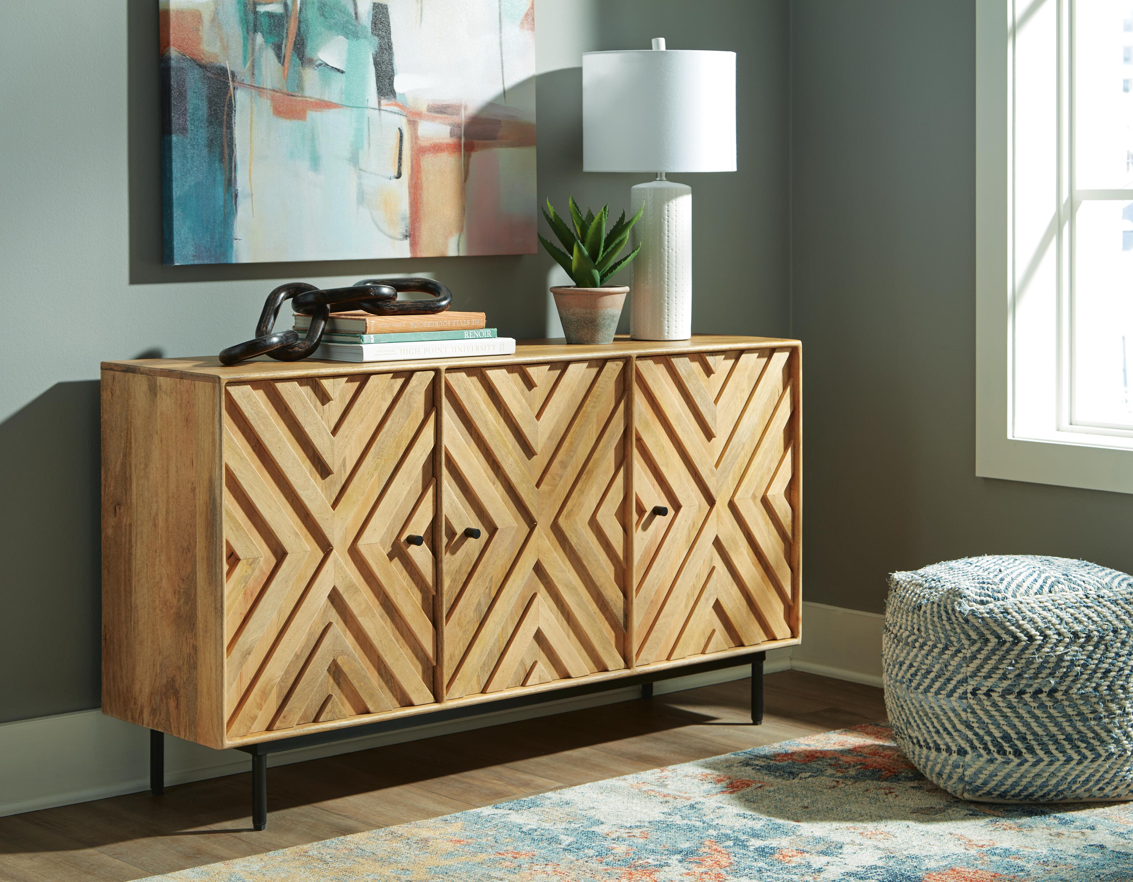 Dar Furniture - Ashley Furniture - Cadewick Accent Cabinet - Accent Cabinet / Natural - A4000570