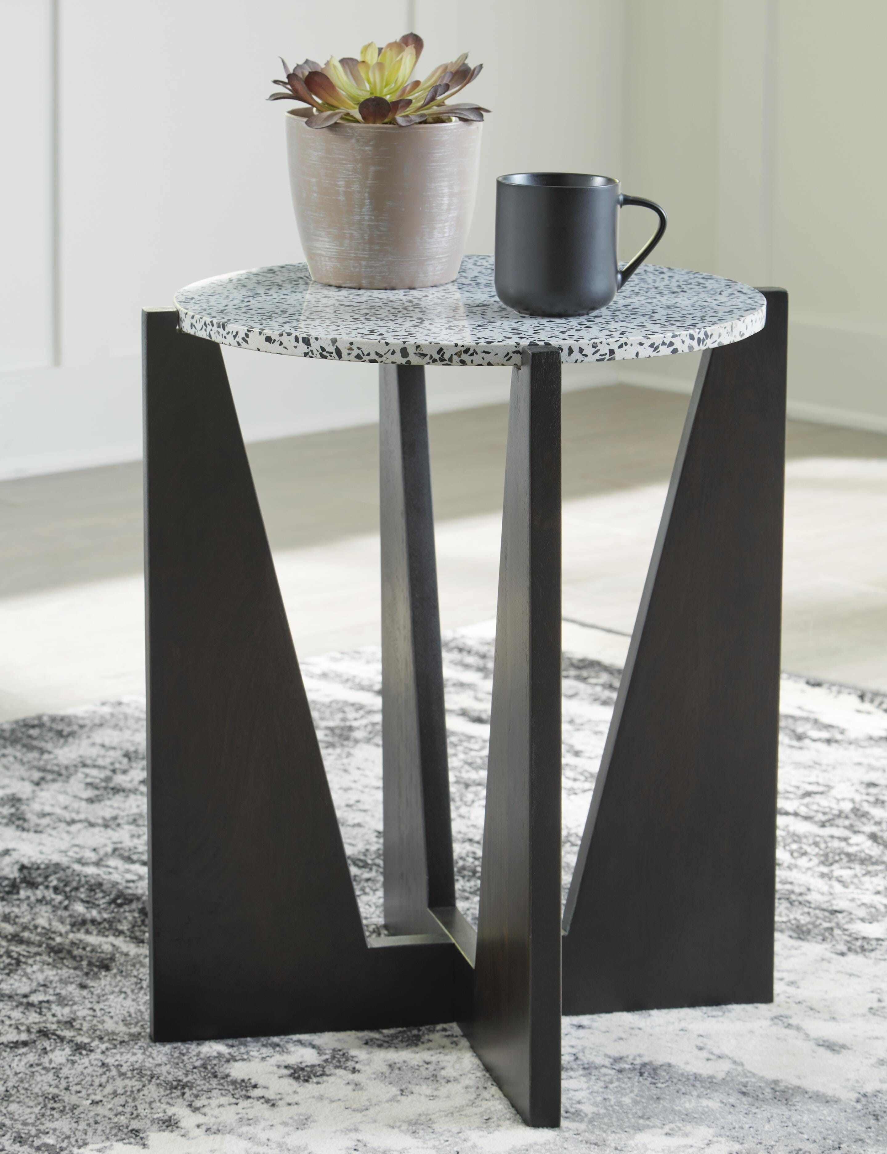 Dar Furniture - Ashley Furniture - Tellrich Accent Table - Accent Table / Black/White - A4000616