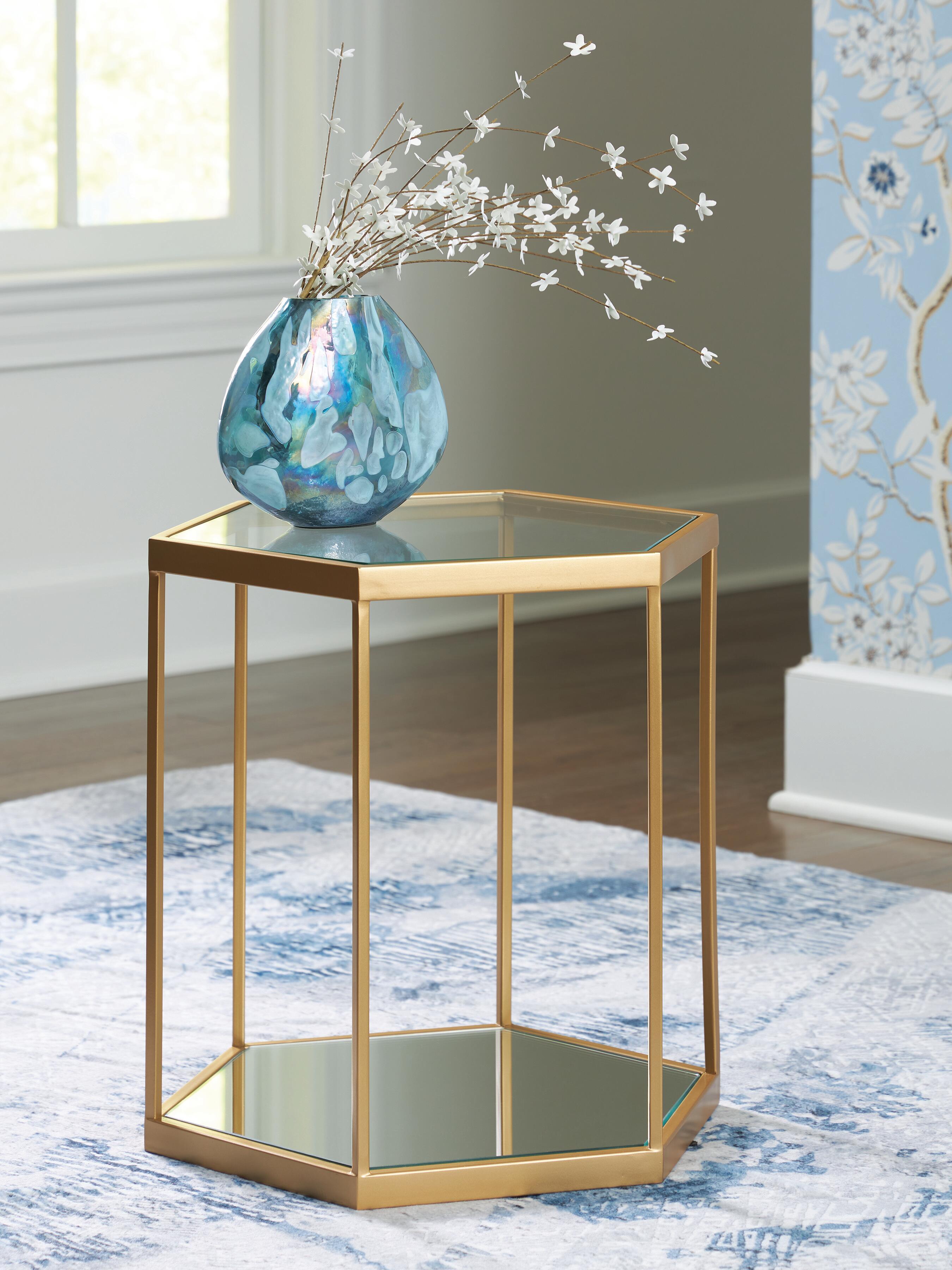 Dar Furniture - Ashley Furniture - Veerwick Accent Coffee Table - Accent Cocktail Table / Gold Finish - A4000661