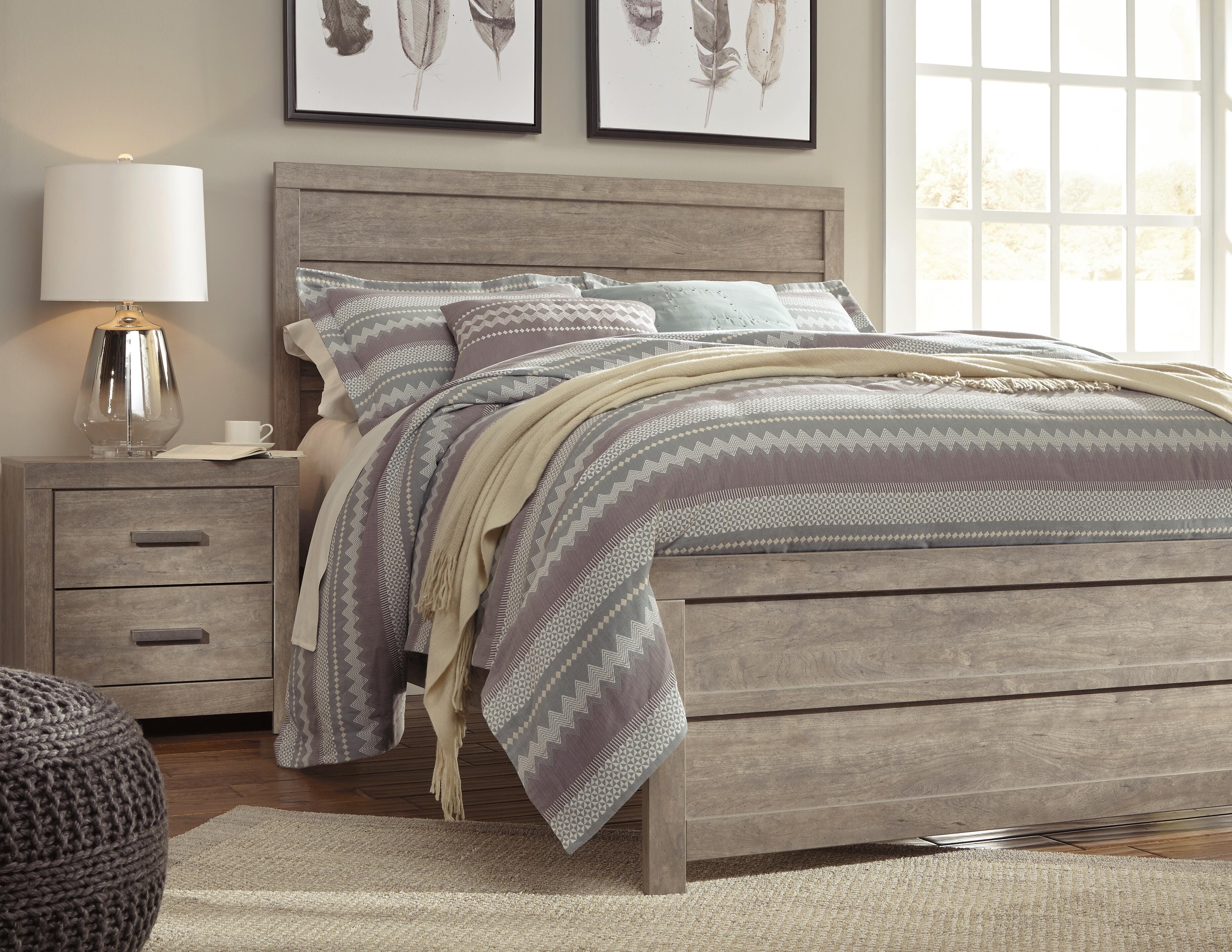 Culverbach Queen Panel Bed