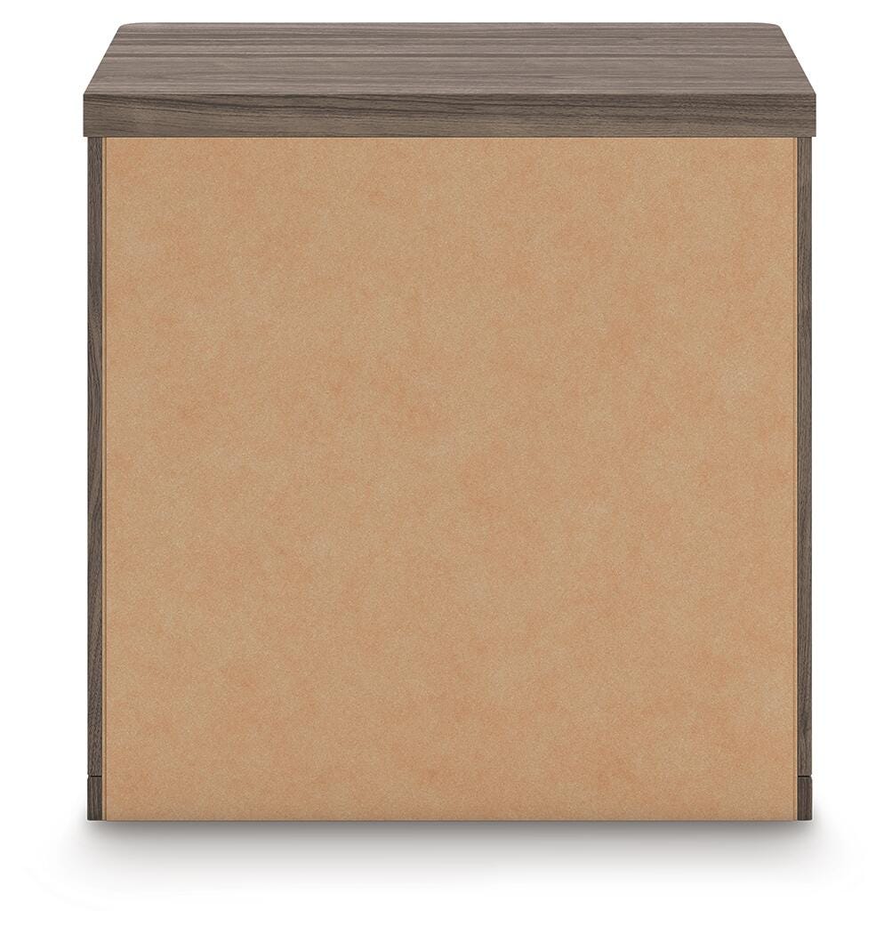 Kendanport Nightstand