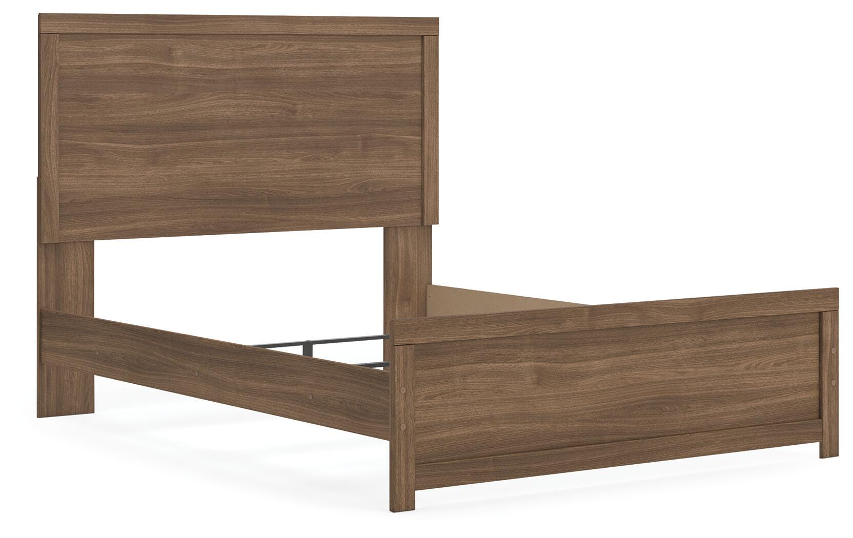 Dar Furniture - Ashley Furniture - Broachmyn Queen Panel Bed - Queen Panel Bed / Auburn - PCB1116B2