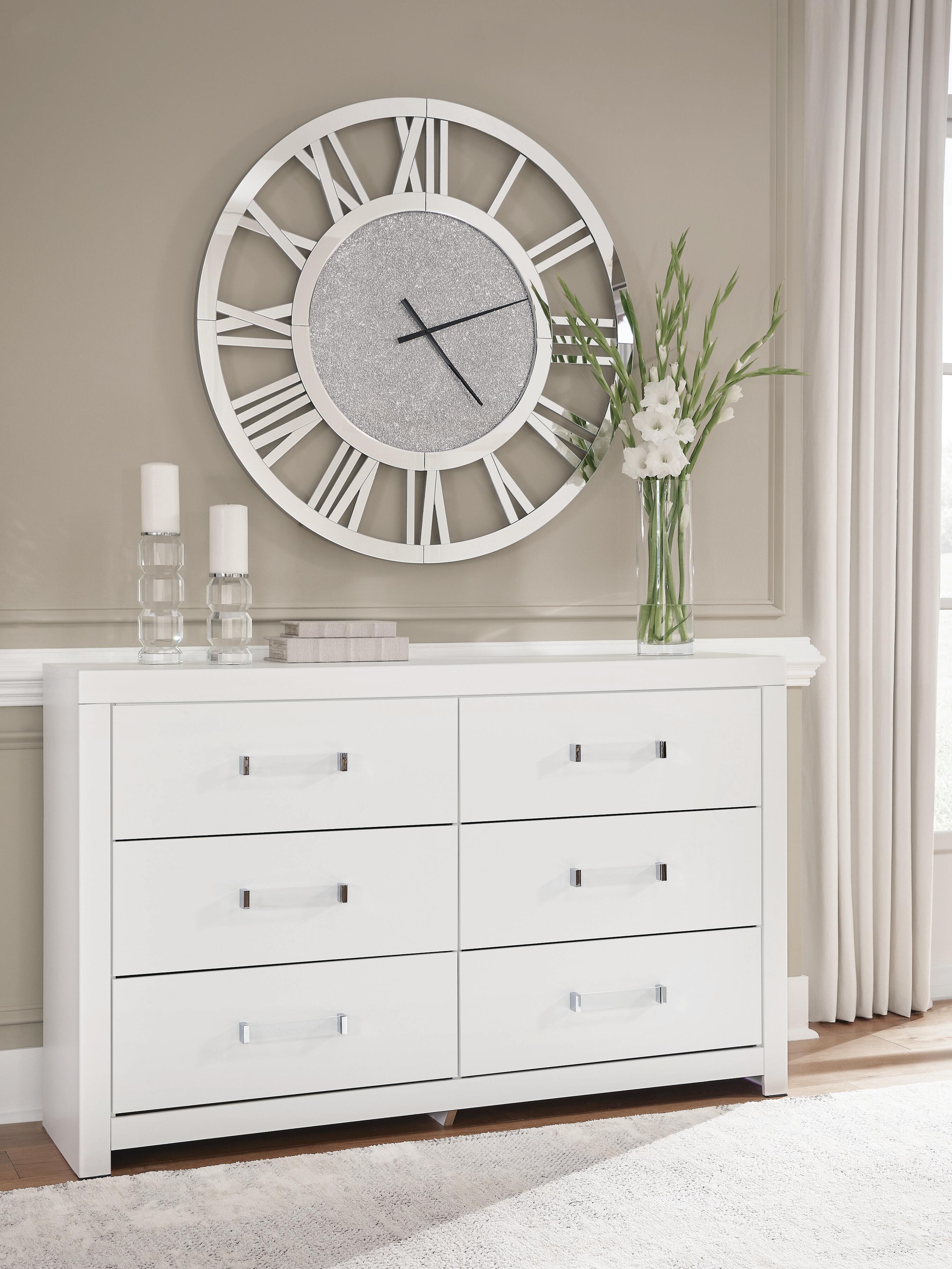 Dar Furniture - Ashley Furniture - Maeling Dresser - Six Drawer Dresser / White - PCB1119-31