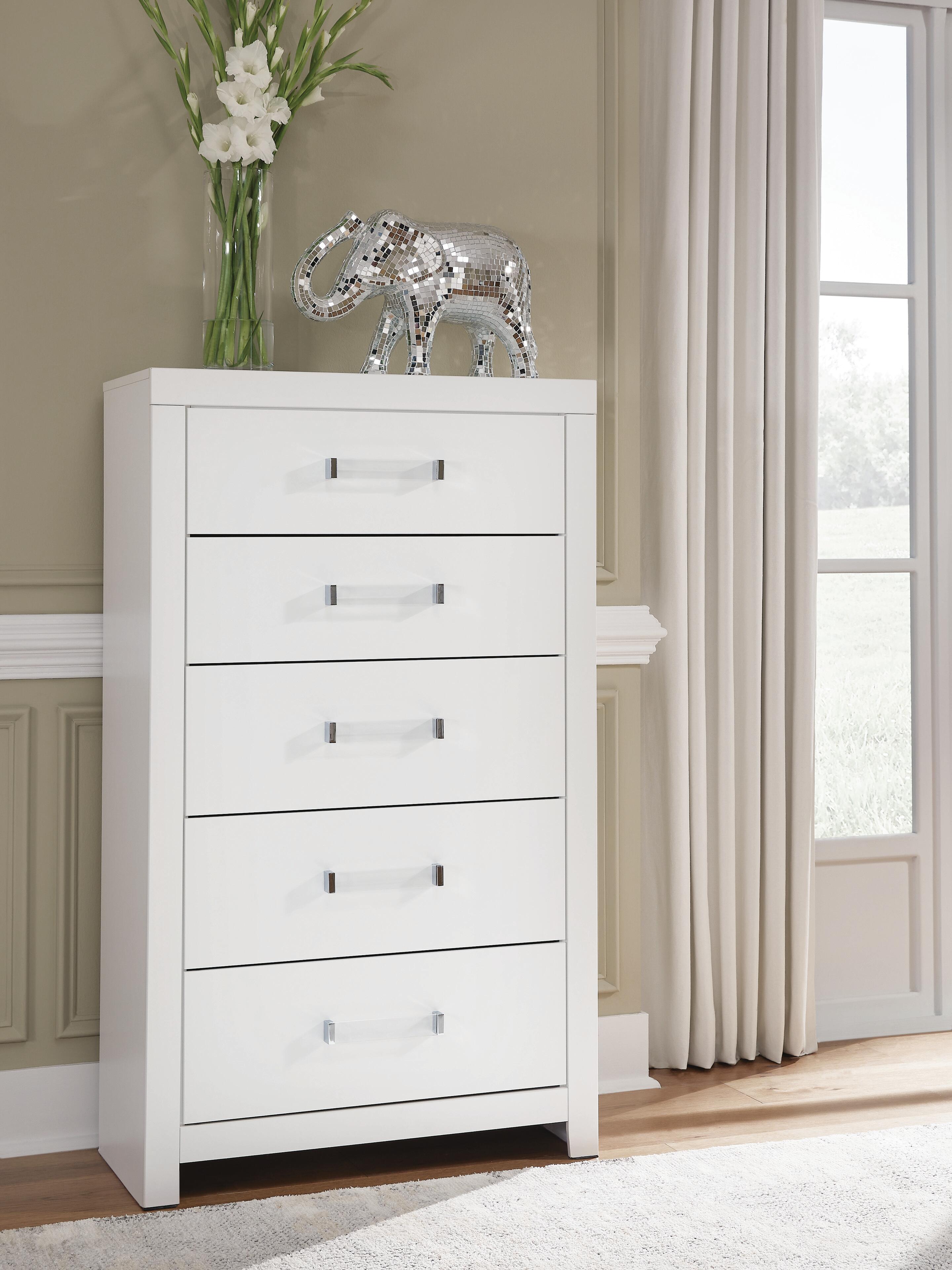 Dar Furniture - Ashley Furniture - Maeling Chest of Drawers - Five Drawer Chest / White - PCB1119-46