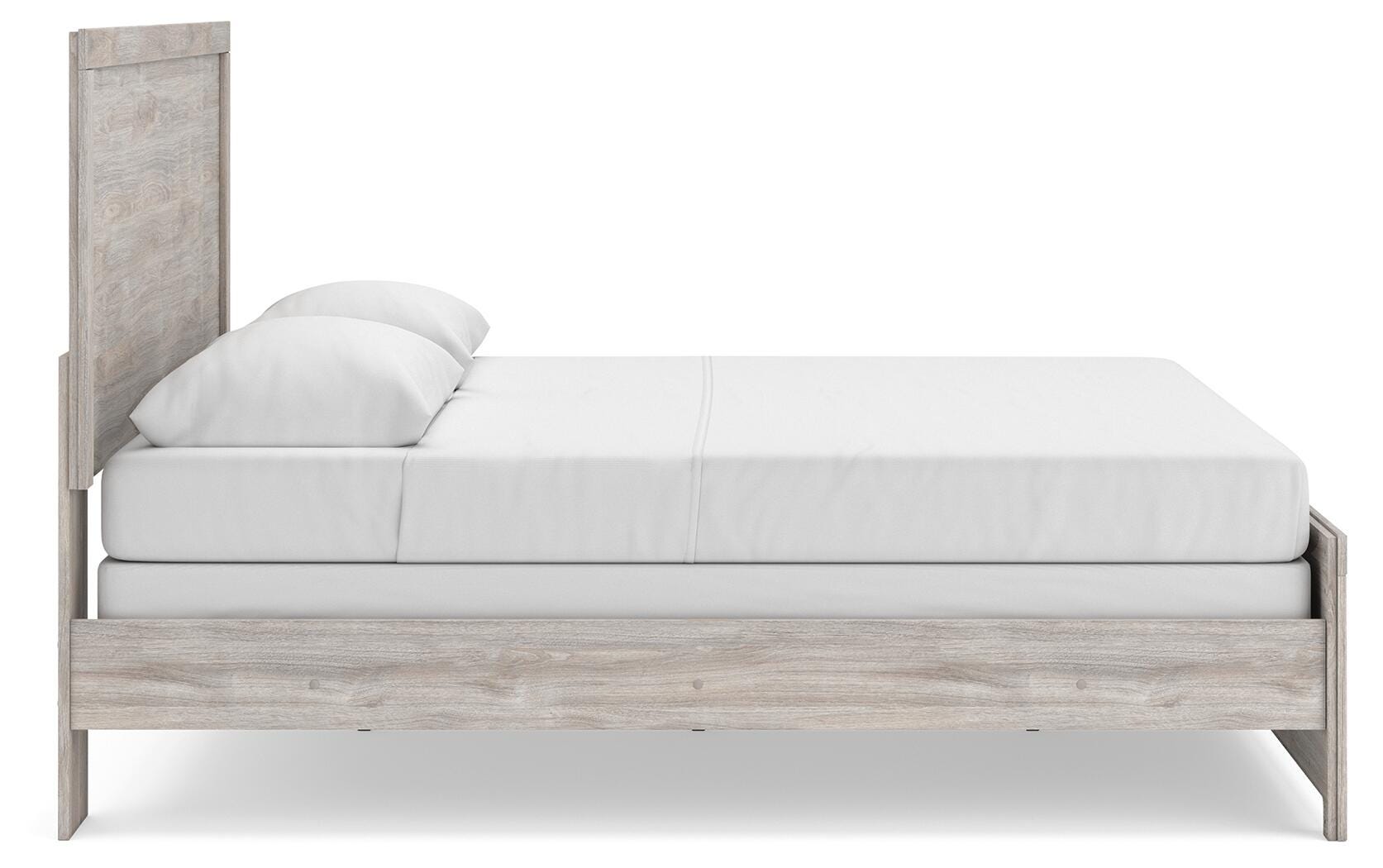 Broachmyn King Panel Bed