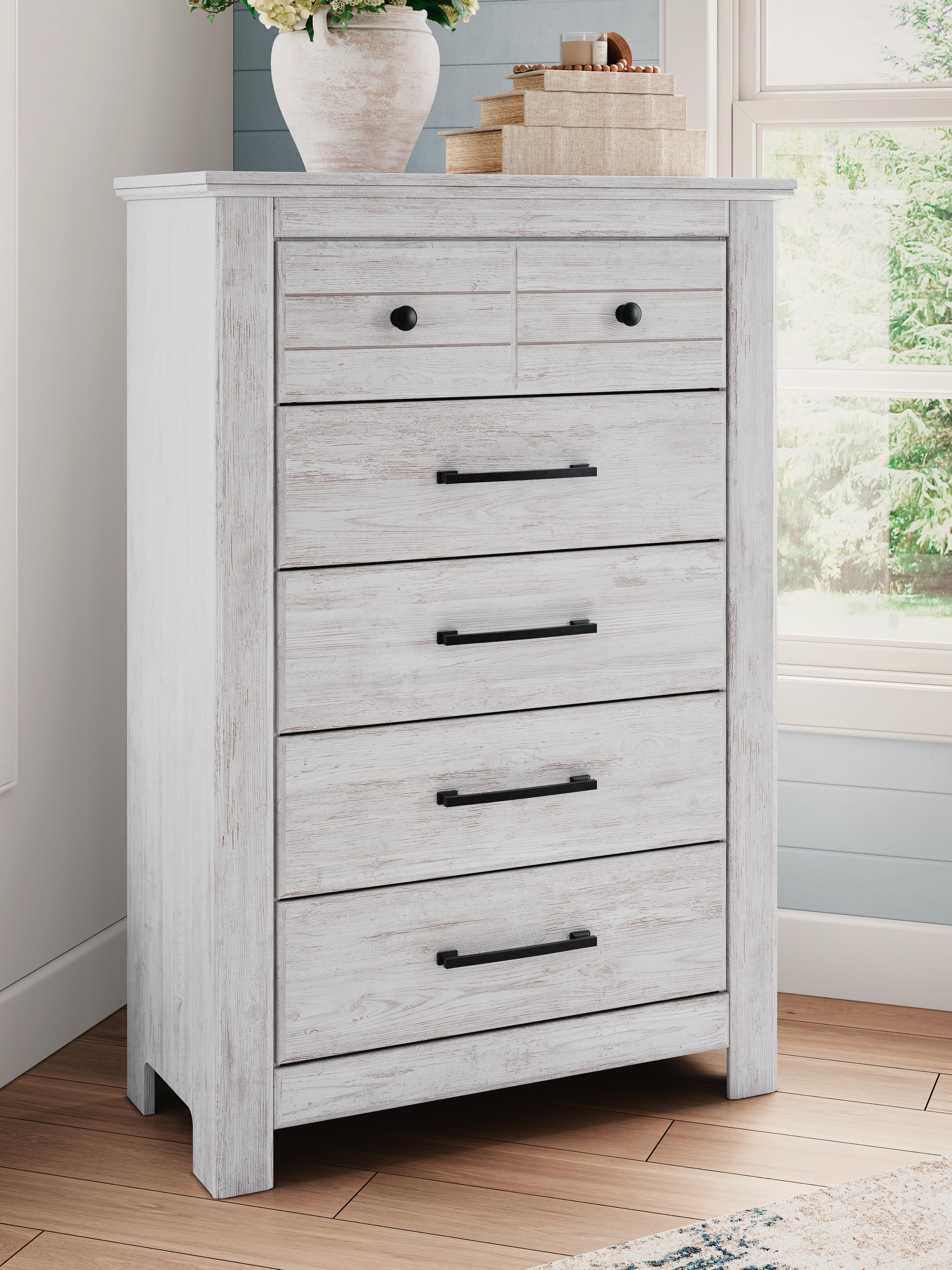 Dar Furniture - Ashley Furniture - Makidern Chest of Drawers - Five Drawer Chest / Whitewash - PCB1171-46