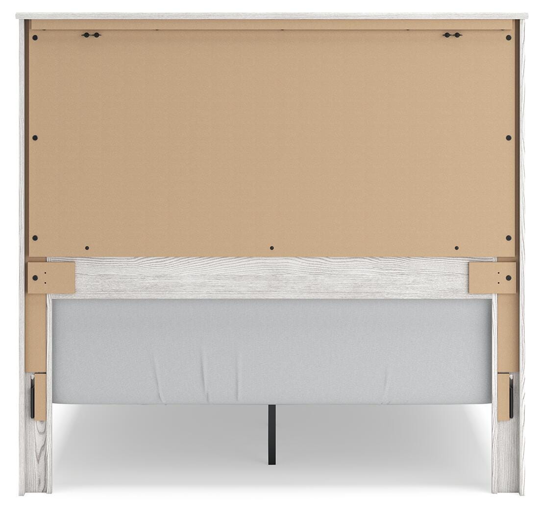 Gerridan Queen Panel Bed