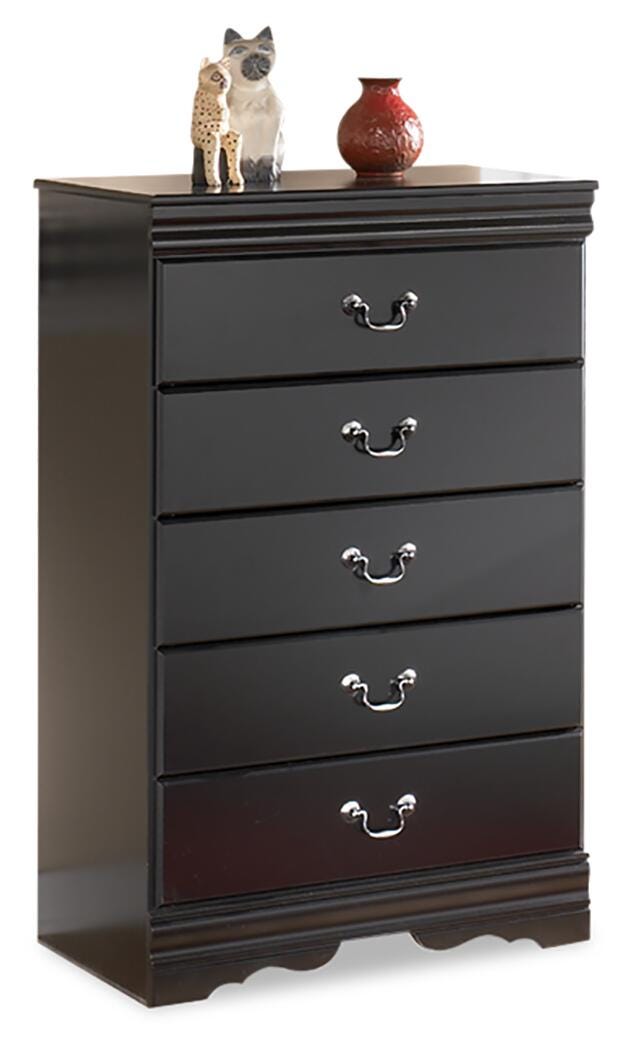 Huey Vineyard Chest of Drawers