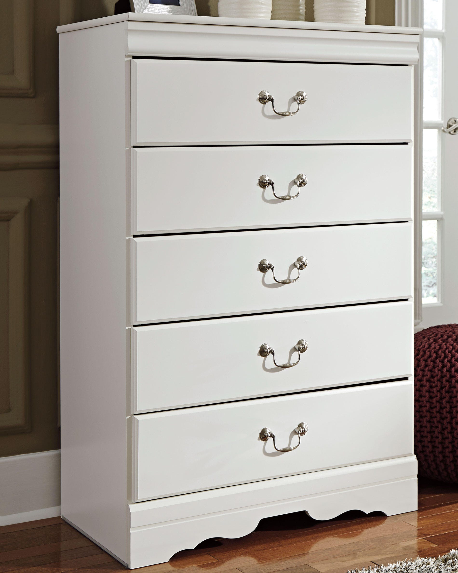 Dar Furniture - Ashley Furniture - Anarasia Chest of Drawers - Five Drawer Chest / White - B129-46