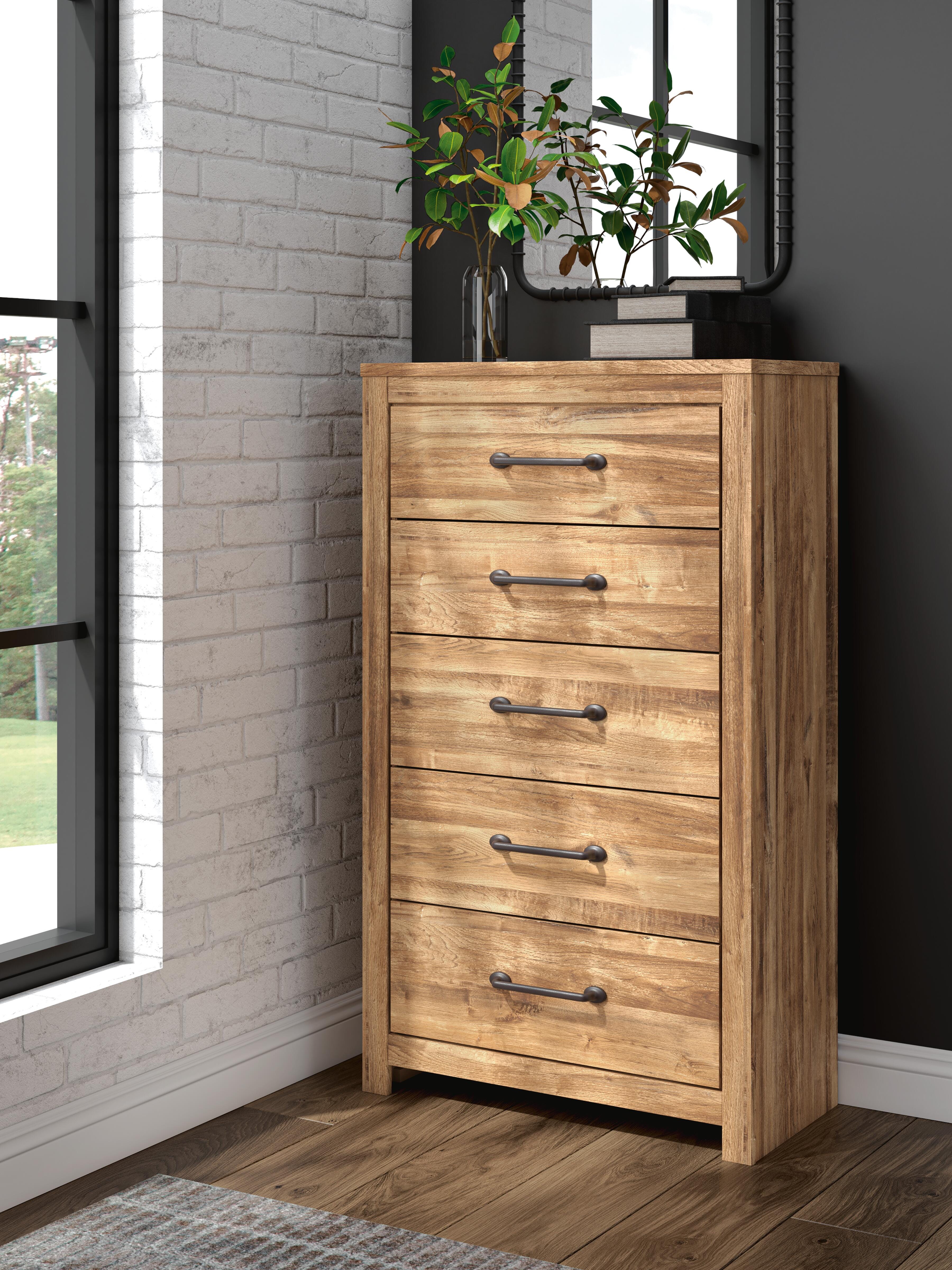Dar Furniture - Ashley Furniture - Maystonna Chest of Drawers - Five Drawer Chest / Brown - PCB1580-46