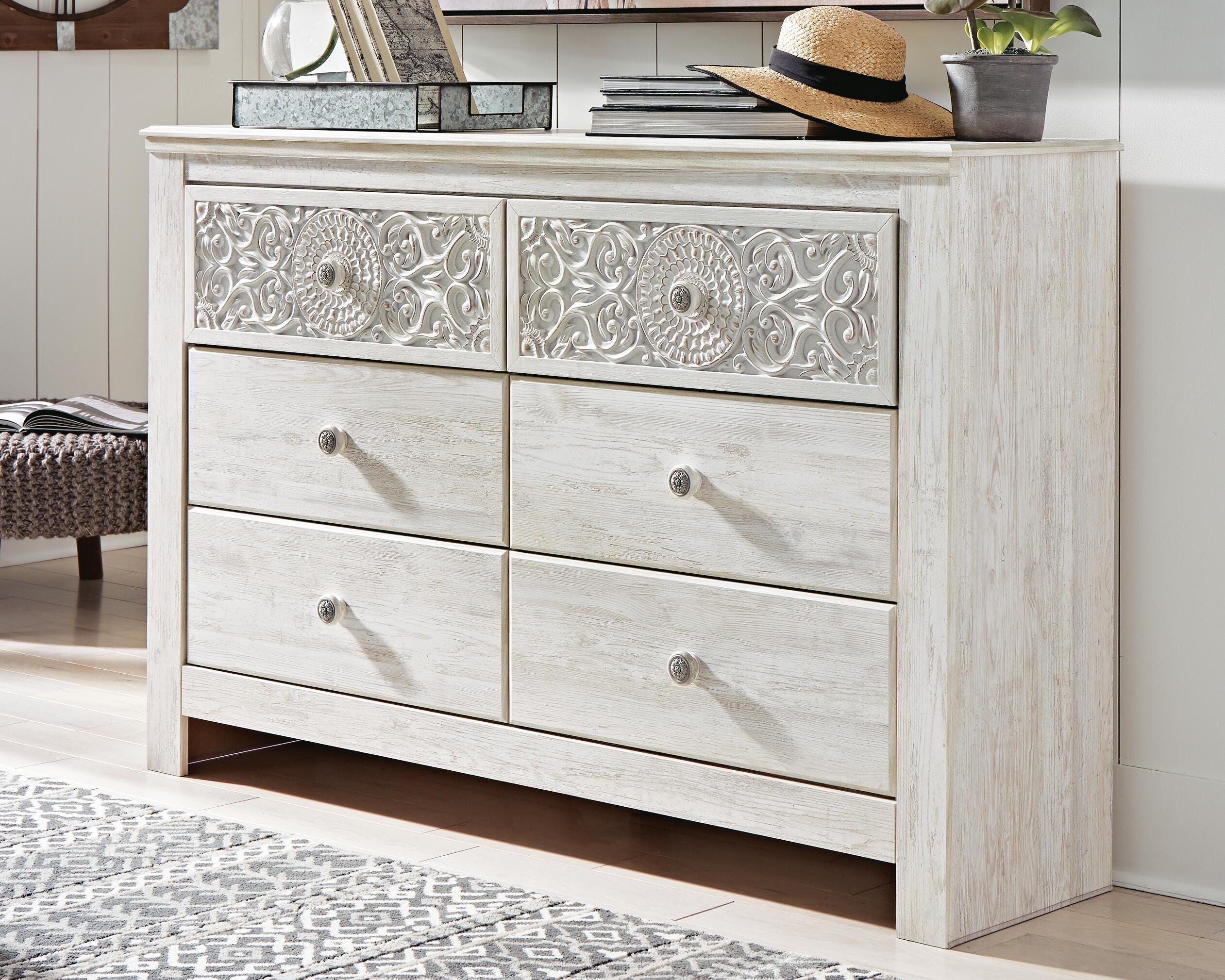 Dar Furniture - Ashley Furniture - Paxberry Dresser - Six Drawer Dresser / Whitewash - B181-31