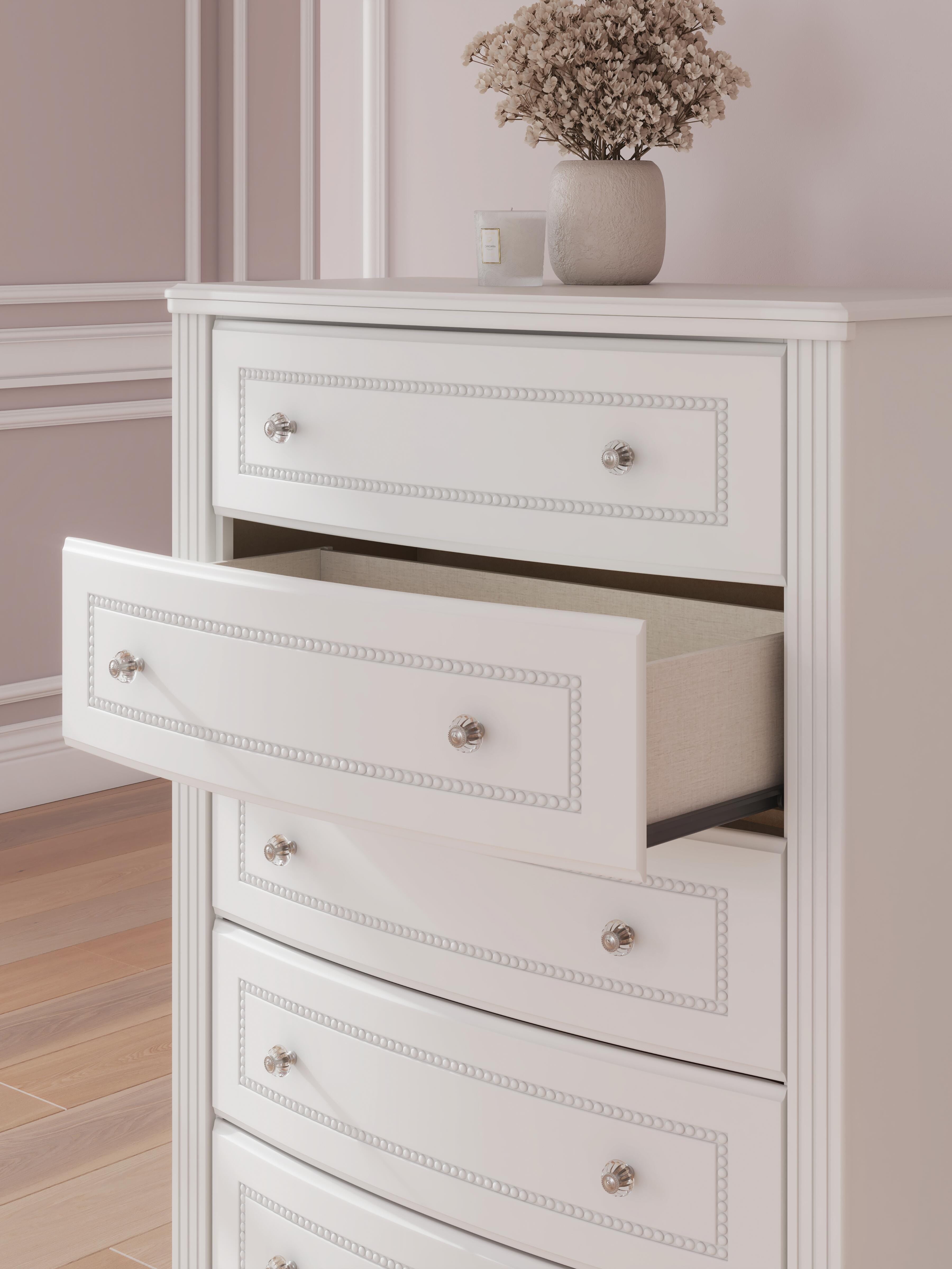 Kozlani Chest of Drawers