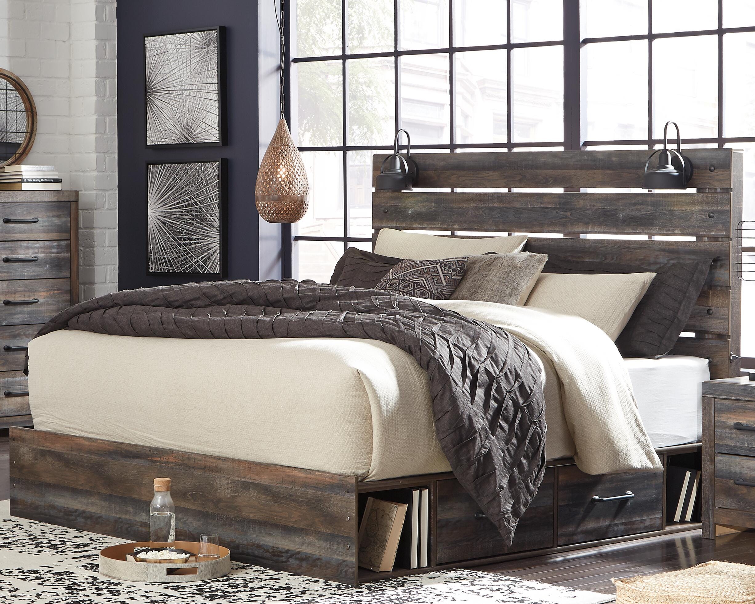 Drystan King Panel Bed with 4 Storage Drawers