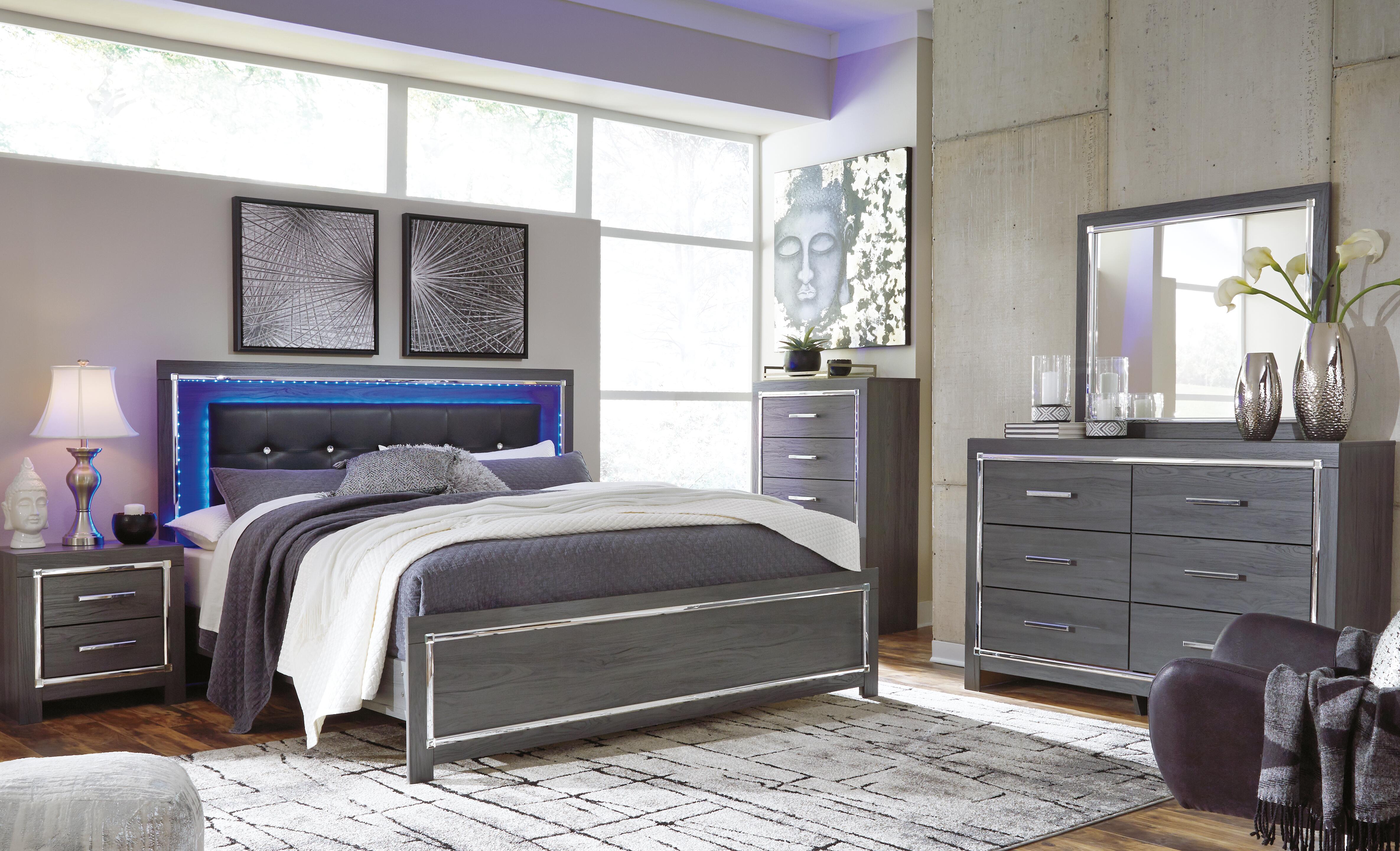 Lodanna Dresser