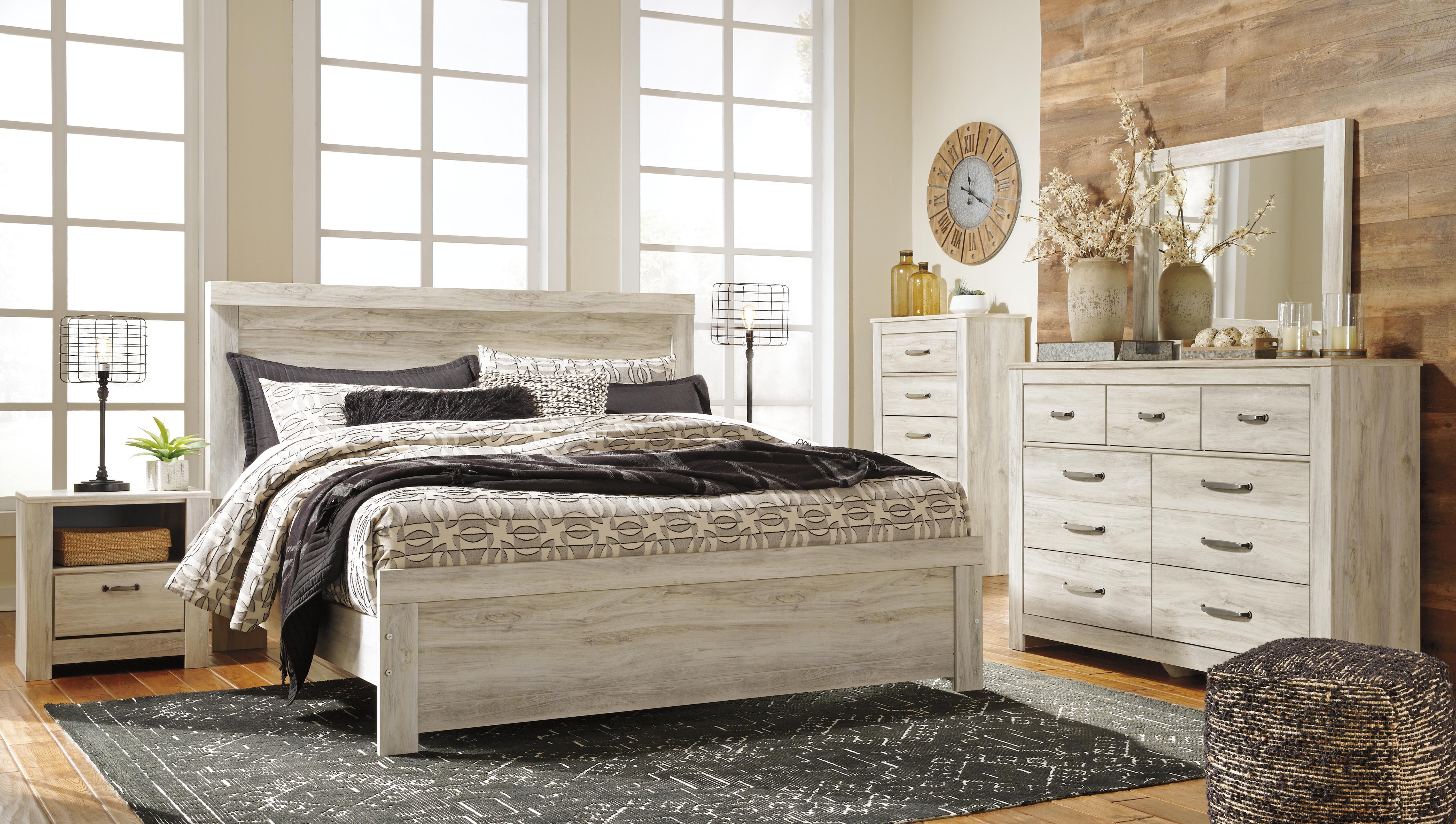 Bellaby King Panel Bed