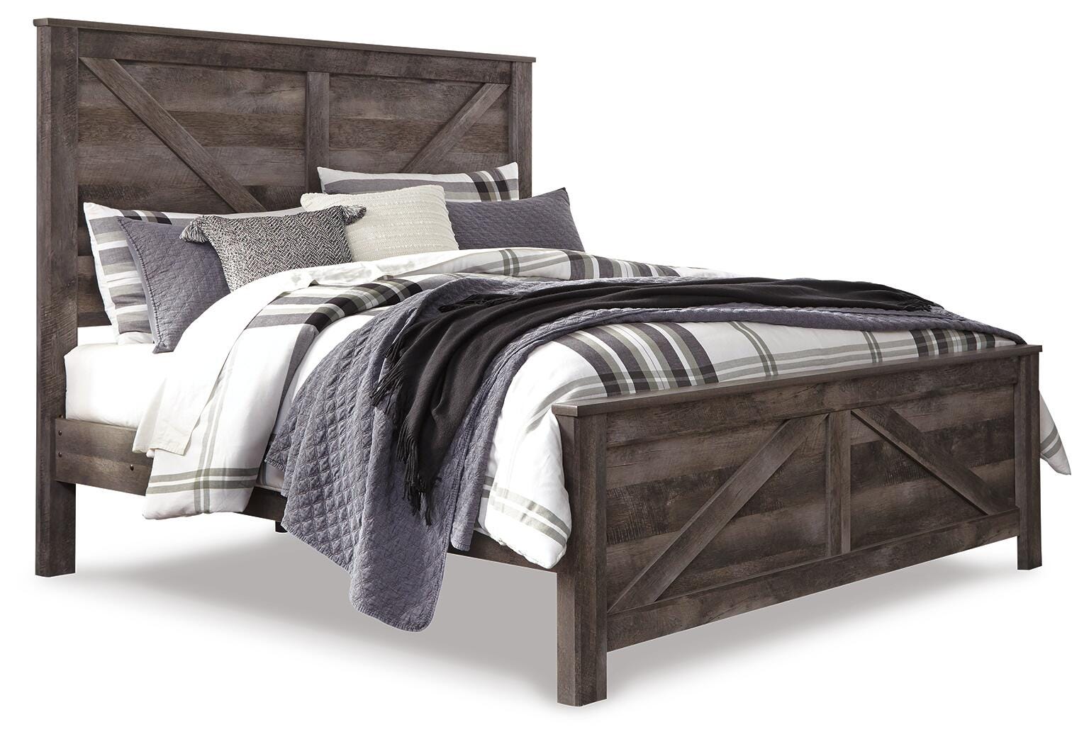 Wynnlow King Crossbuck Panel Bed
