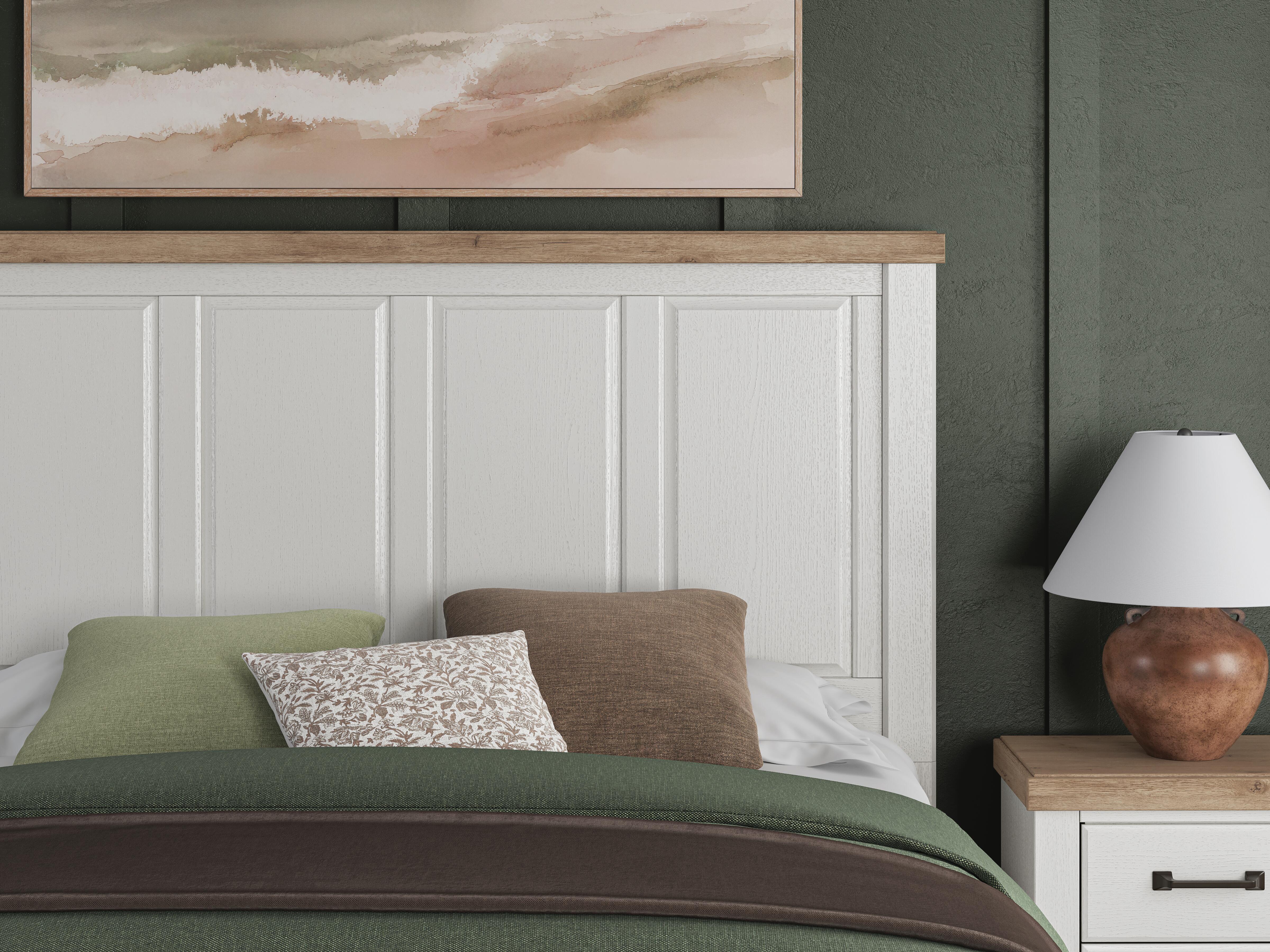 Savonport King Panel Bed