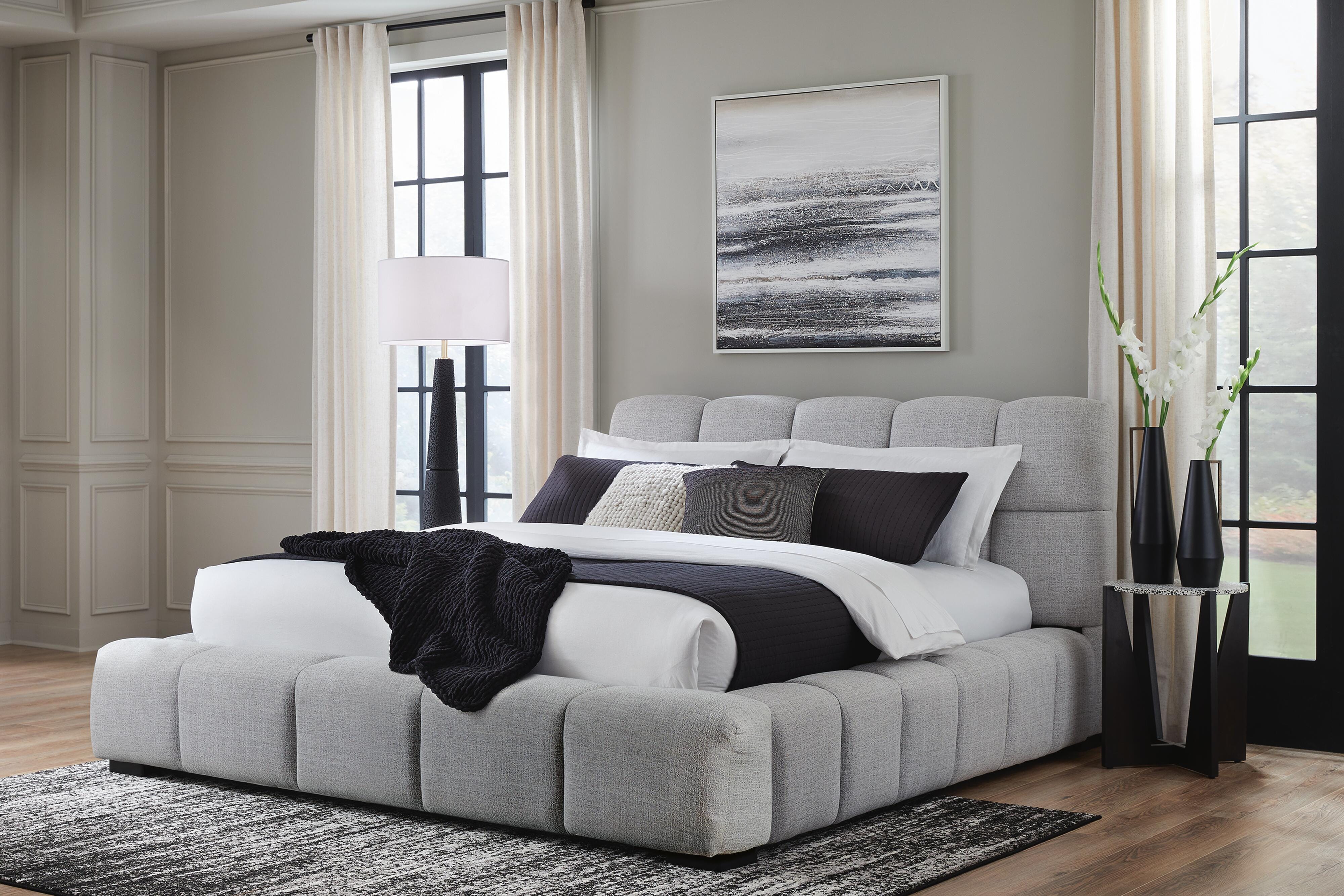 Dar Furniture - Ashley Furniture - Grendusk Queen Upholstered Bed - Queen Upholstered Bed / Light Gray - PCB584B1
