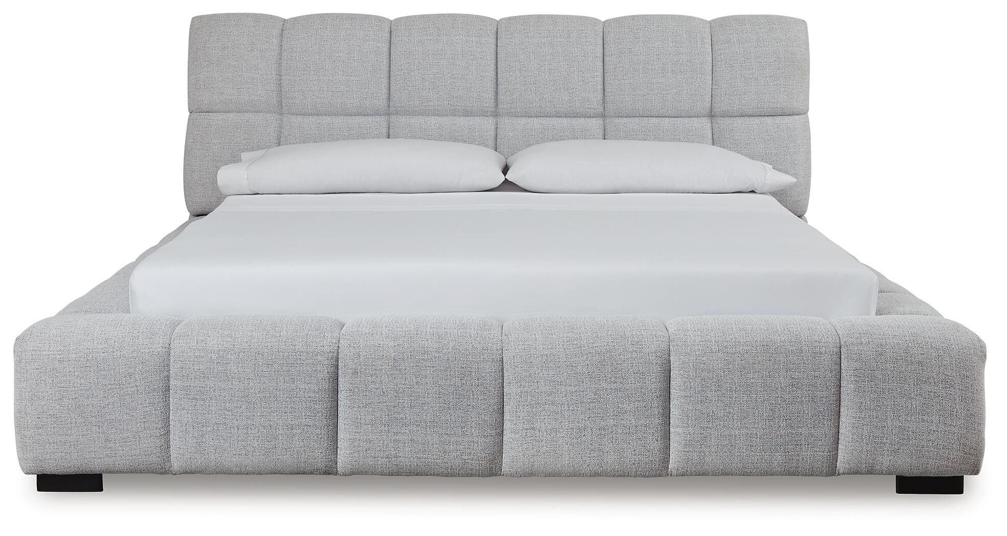 Grendusk King Upholstered Bed