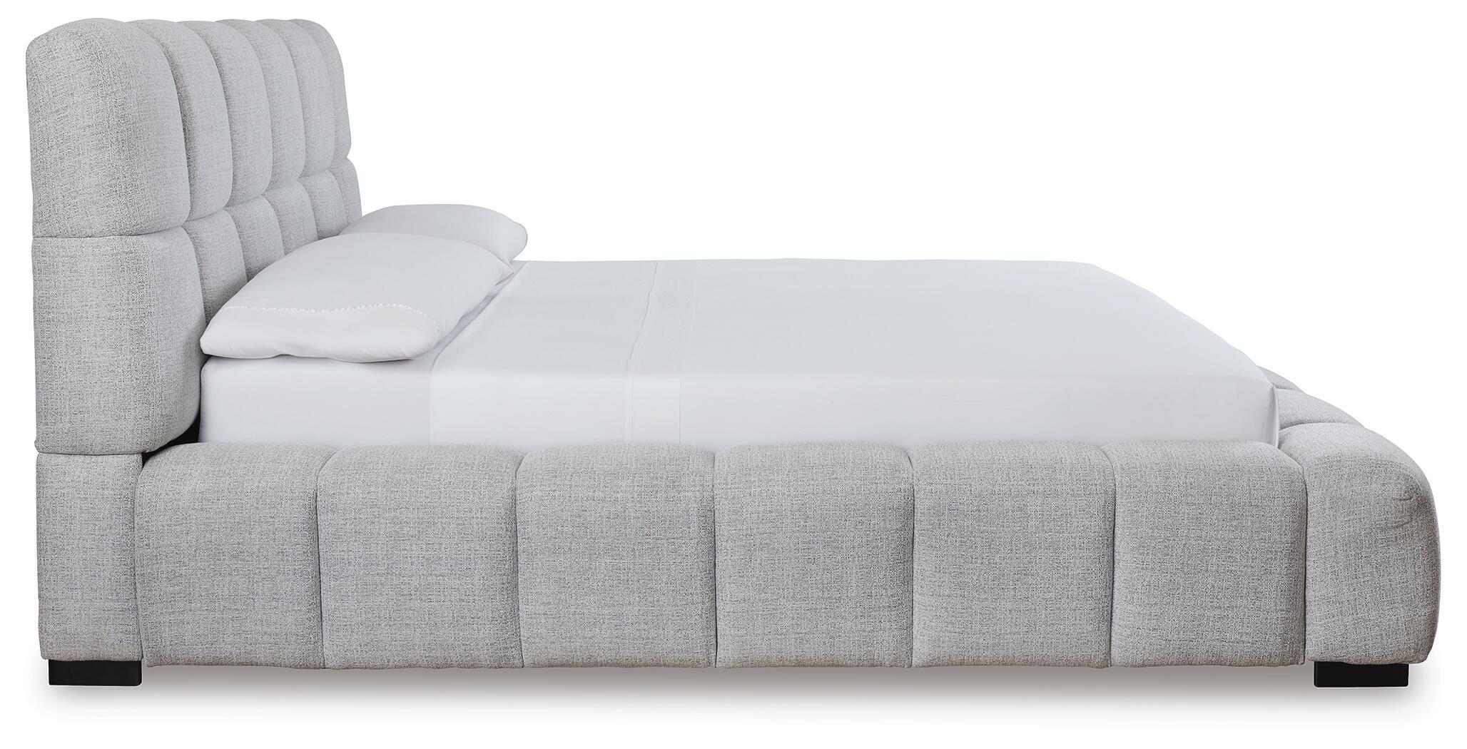 Grendusk King Upholstered Bed
