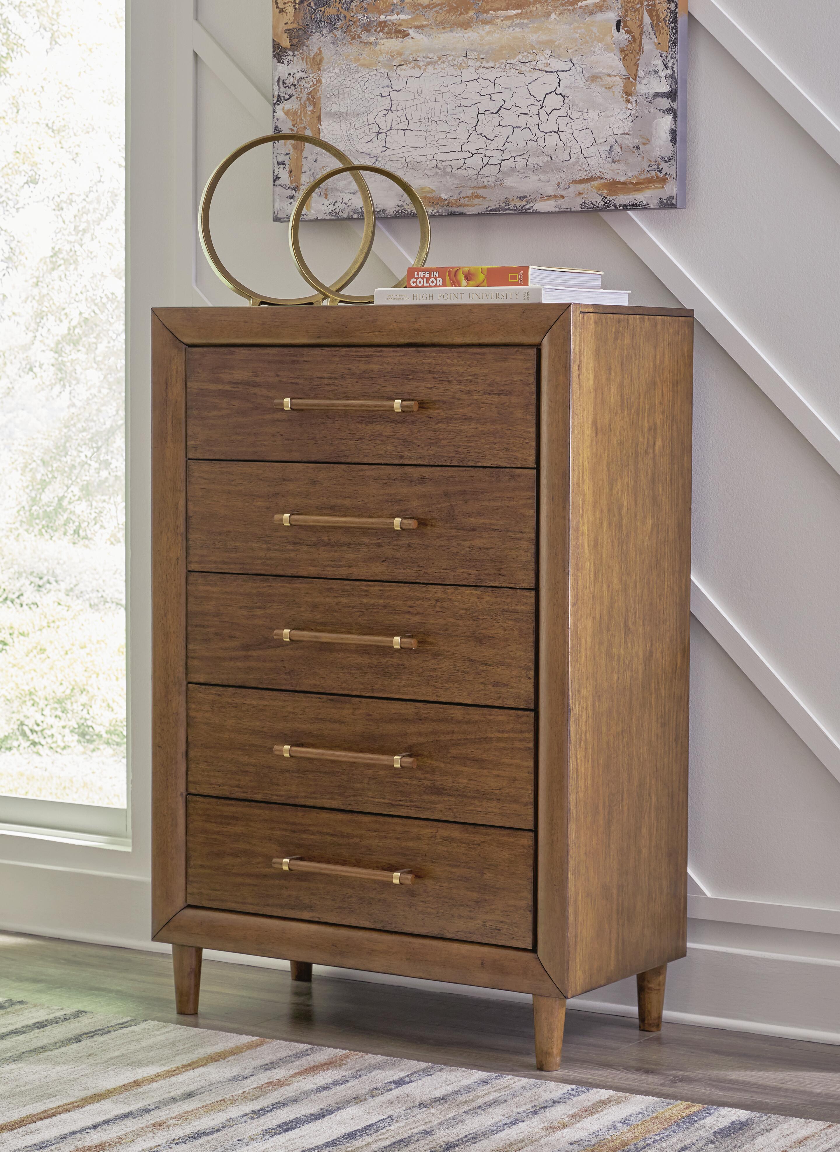 Dar Furniture - Ashley Furniture - Lyncott Chest of Drawers - Five Drawer Chest / Brown - B615-46