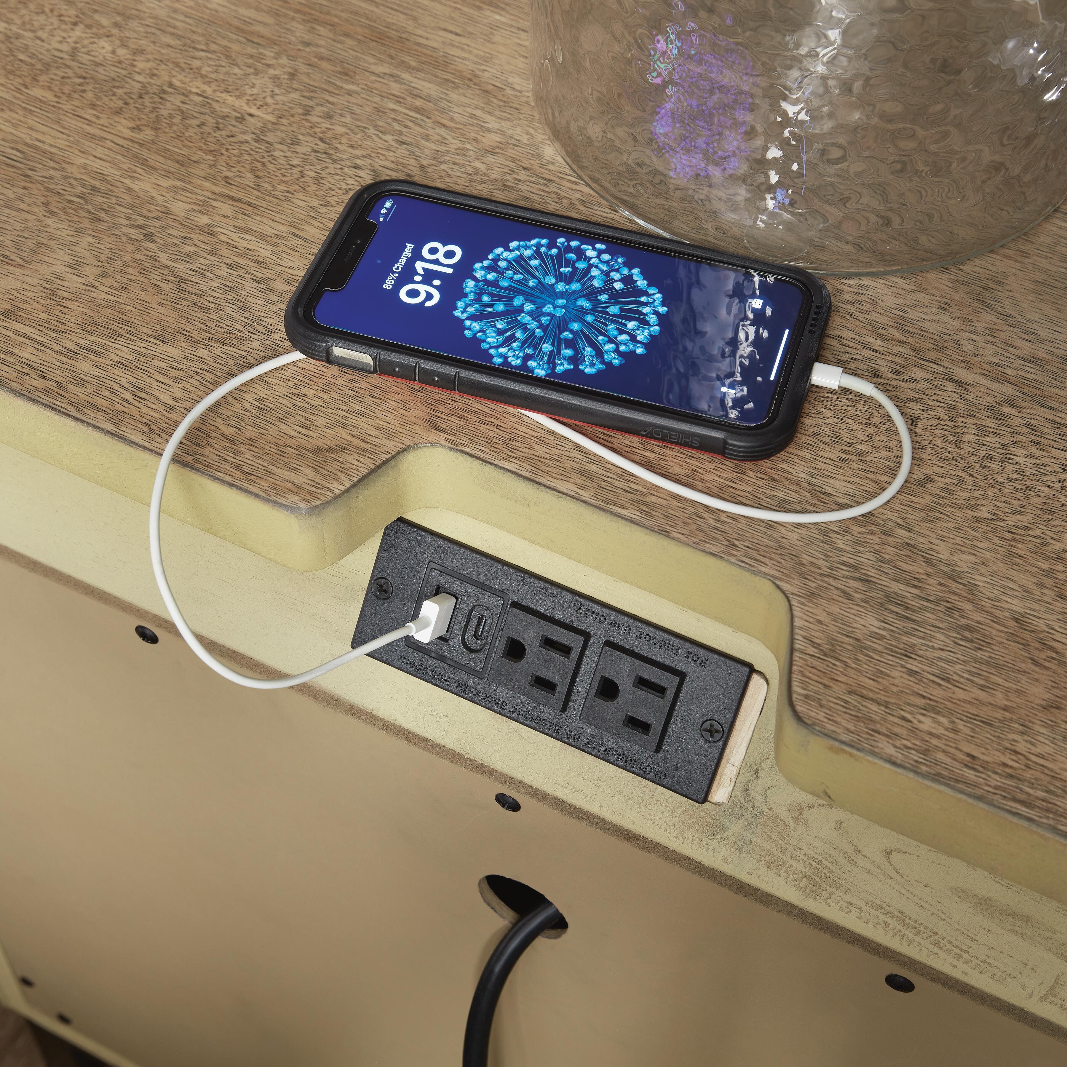 Tomtyn Nightstand