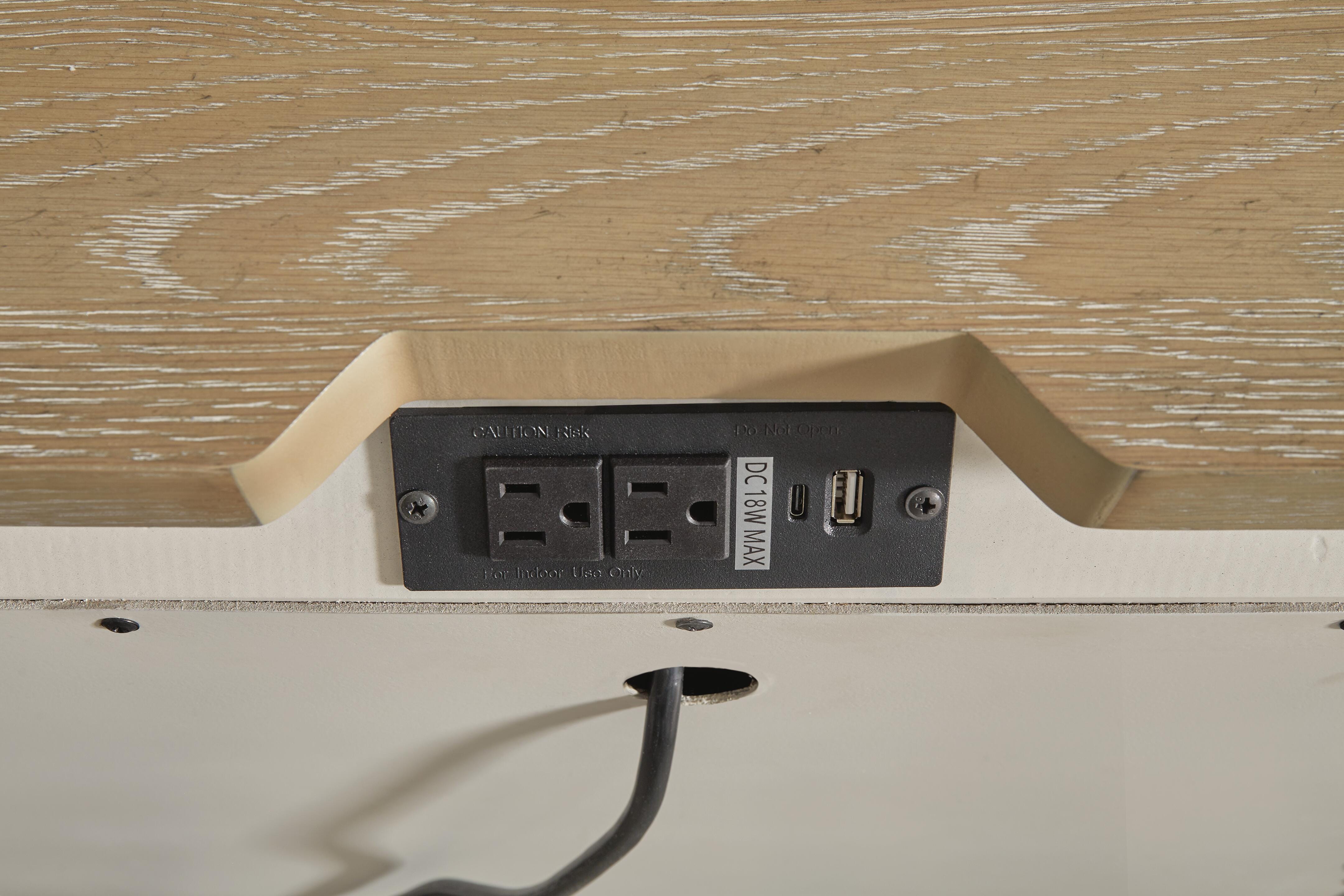 Shaybrock Nightstand