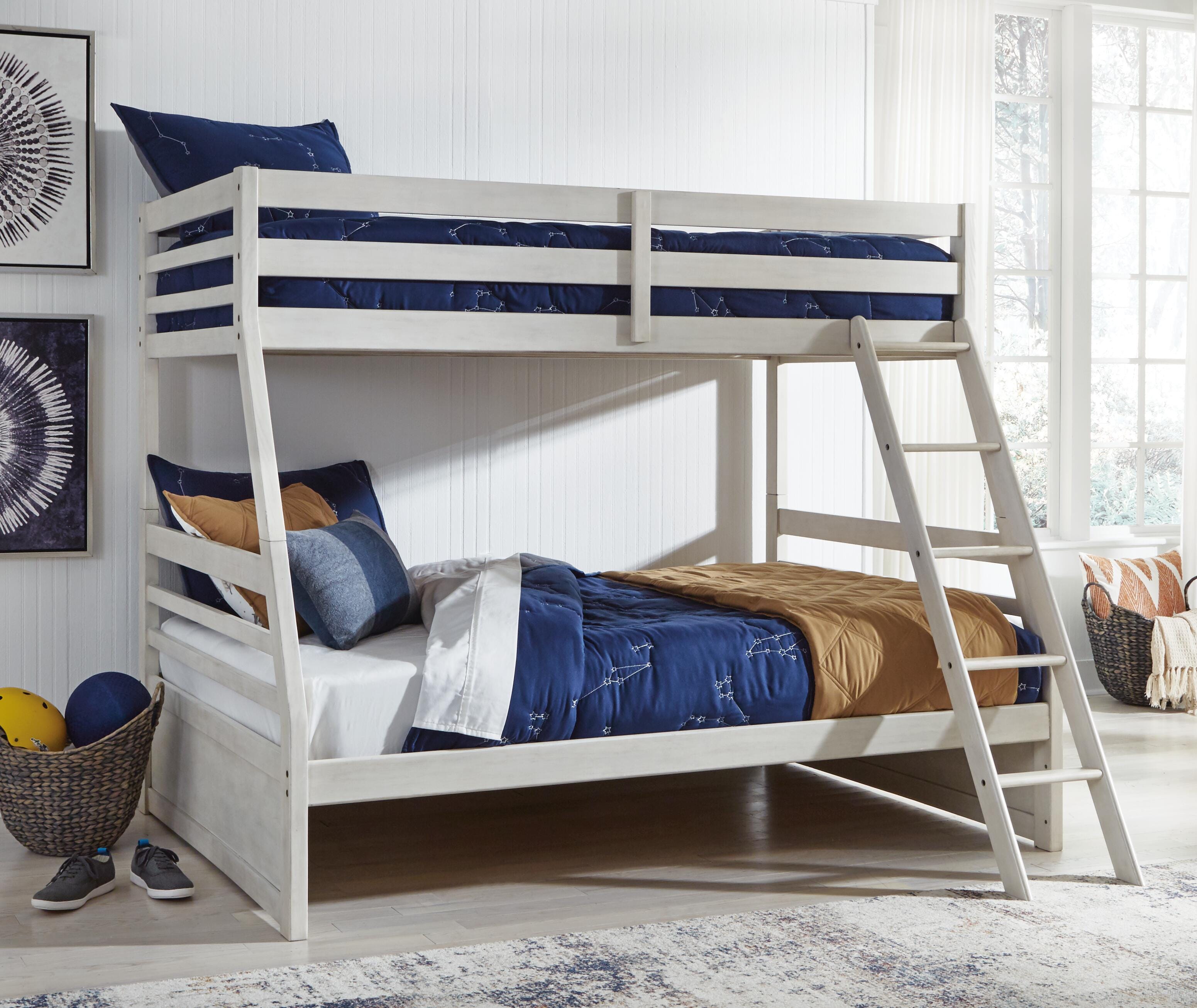 Dar Furniture - Ashley Furniture - Robbinsdale Twin over Full Bunk Bed - Twin over Full Bunk Bed / Antique White - B742B17