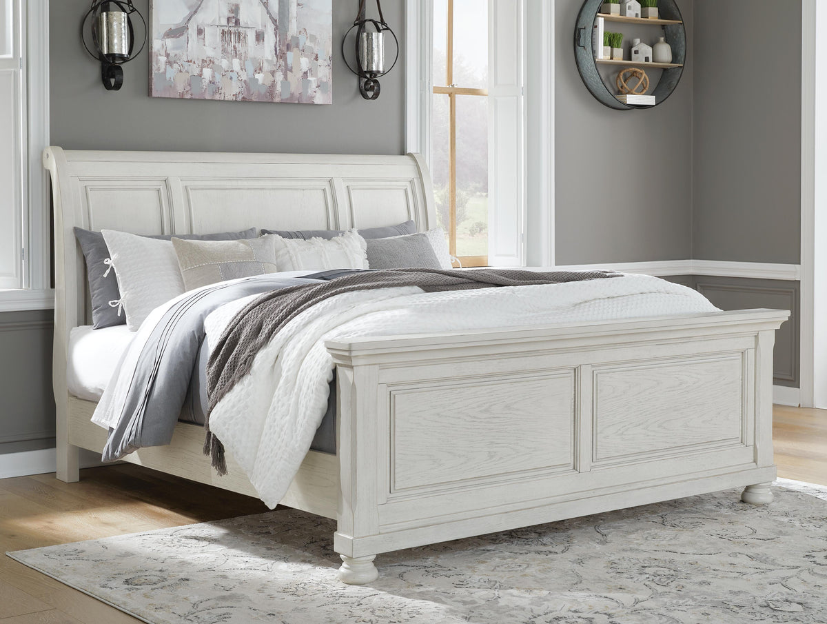 Dar Furniture - Ashley Furniture - Robbinsdale Queen Sleigh Bed - Queen Sleigh Bed / Antique White - B742B23