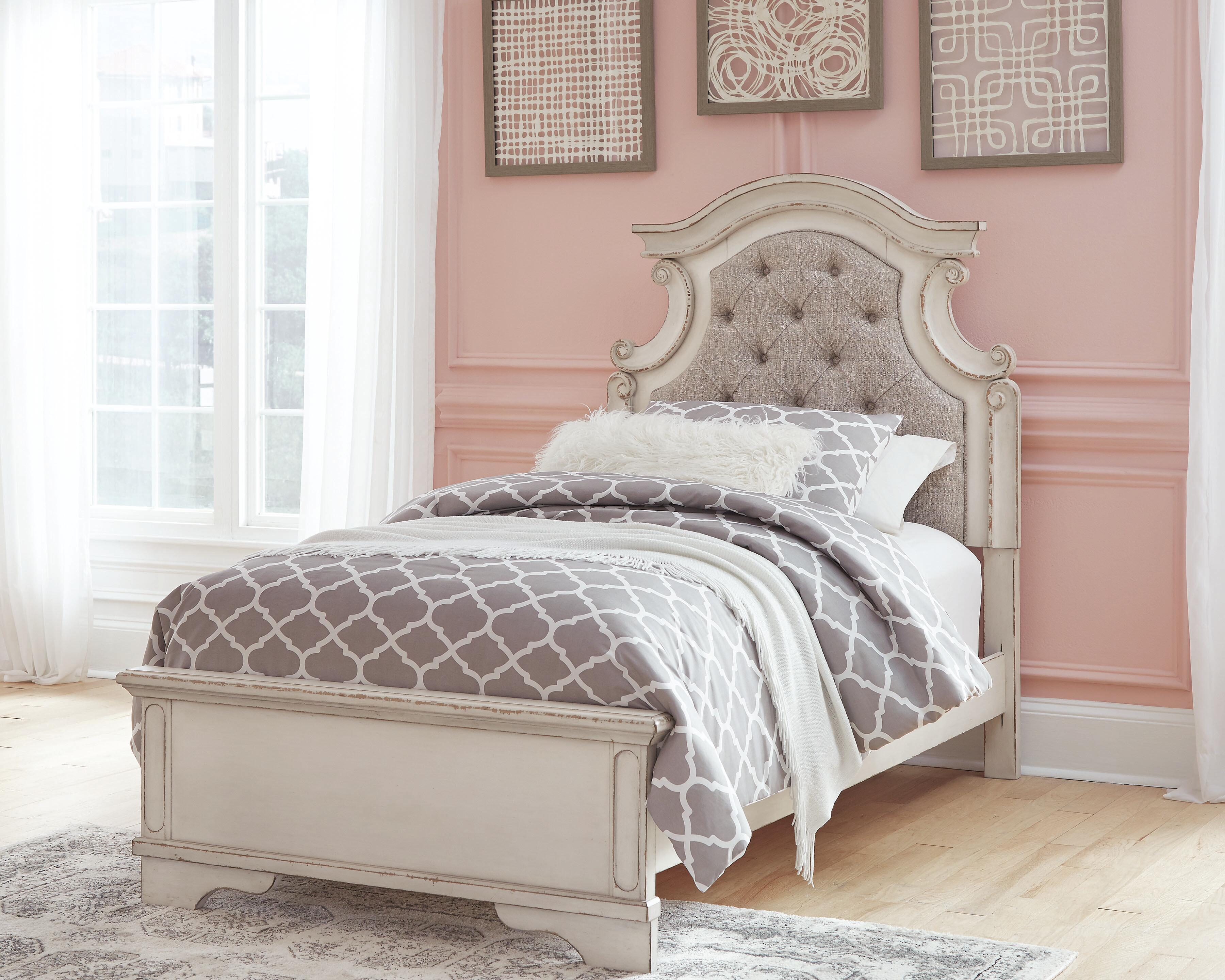 Dar Furniture - Ashley Furniture - Realyn Twin Panel Bed - Twin Panel Bed / Chipped White - B743B13